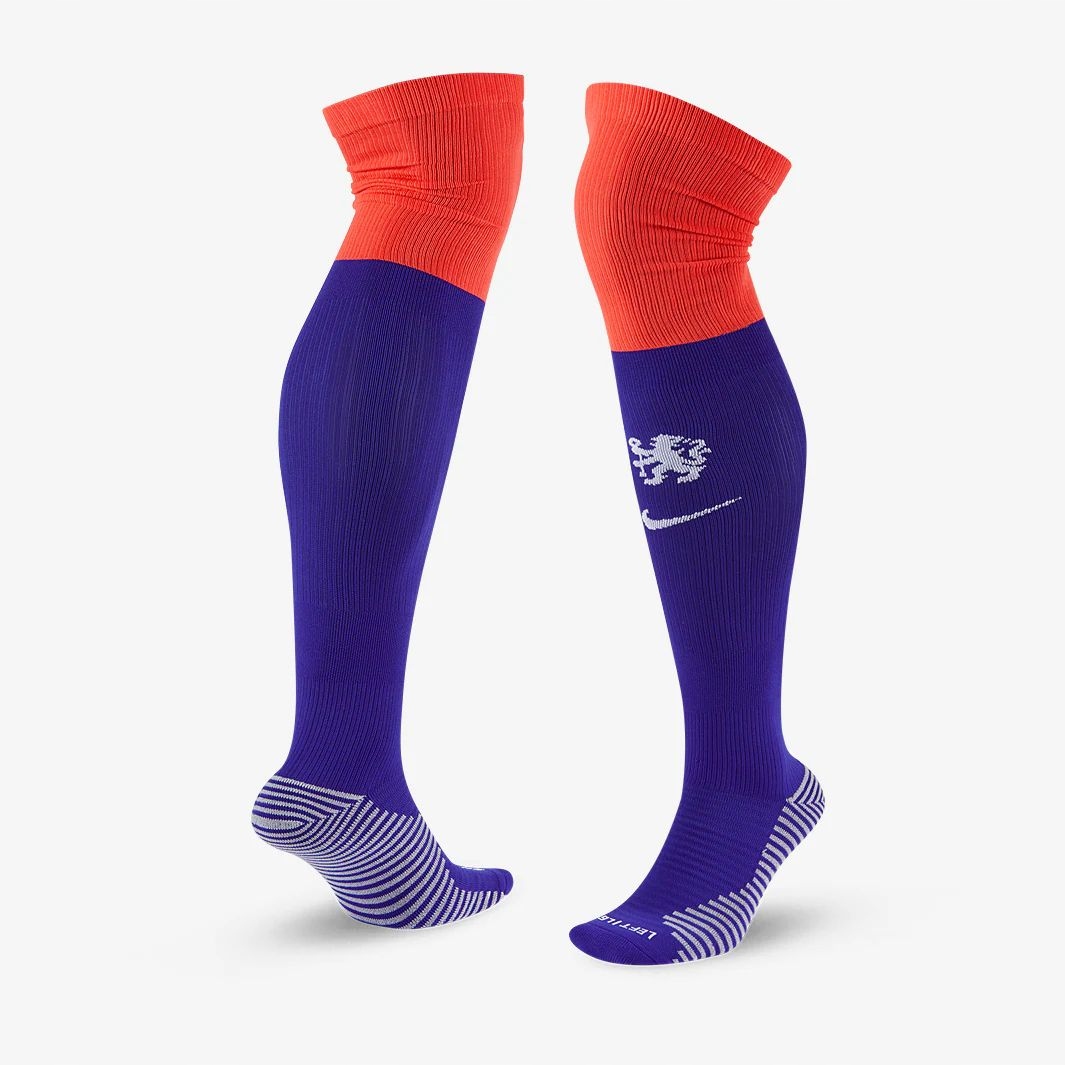 GETRY PIŁKARSKIE NIKE CHELSEA FC STADIUM 31-35