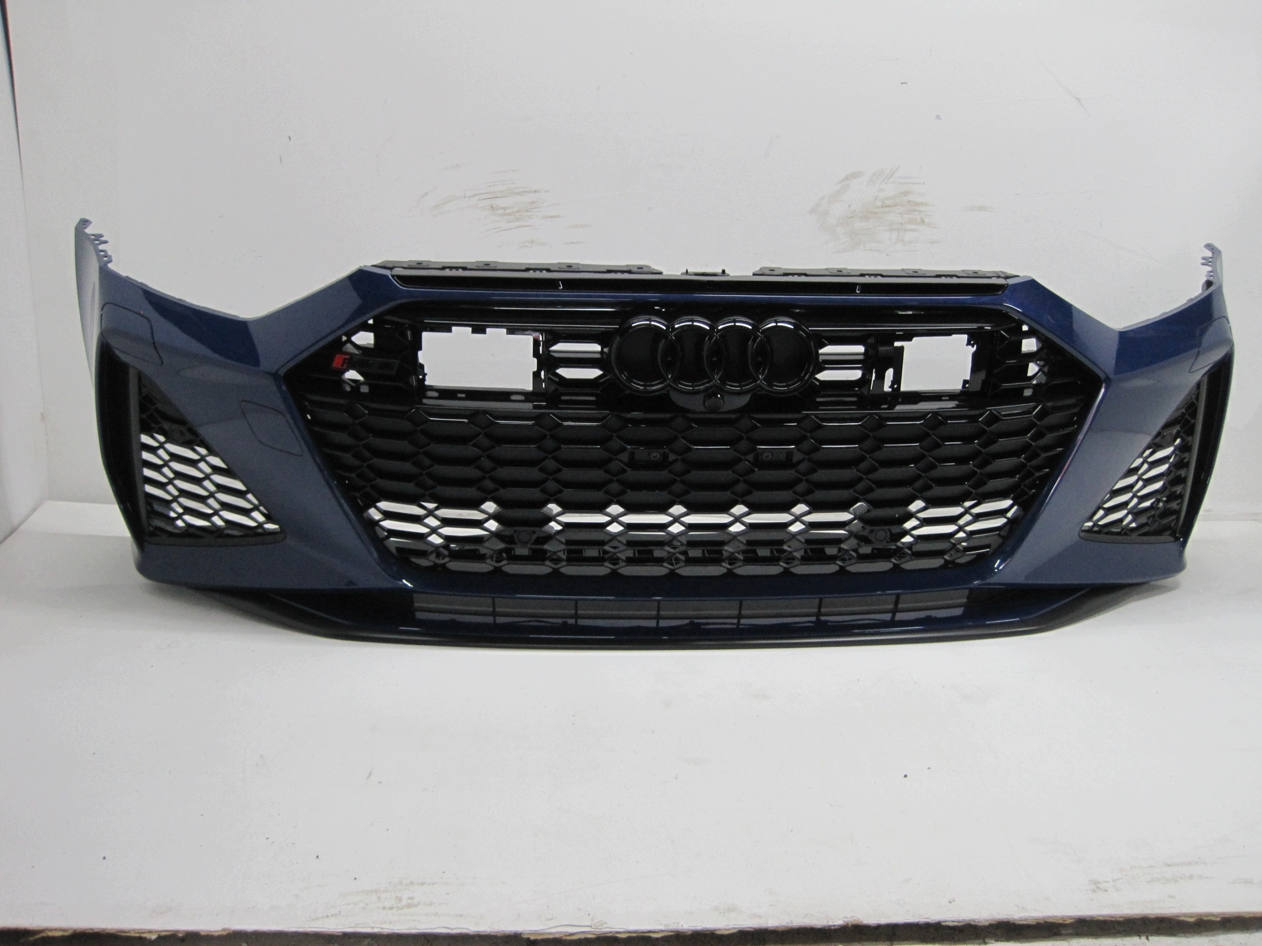 front bumper AUDI A6 4K8 RS6 6 PDC CARBON KAMERA XENON