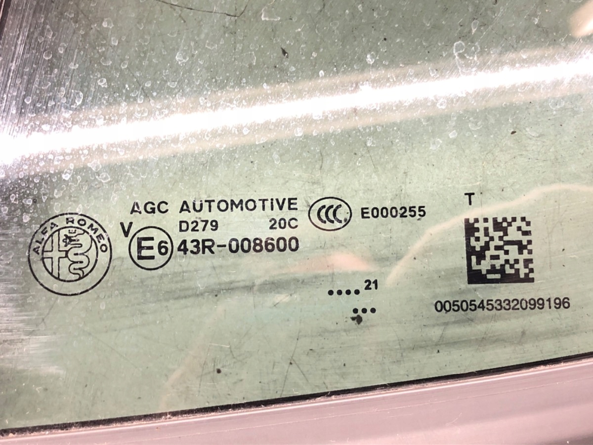 SZYBA KAROSERYJNA LEWY TYŁ ALFA ROMEO GIULIA 15-22 Typ samochodu Samochody osobowe