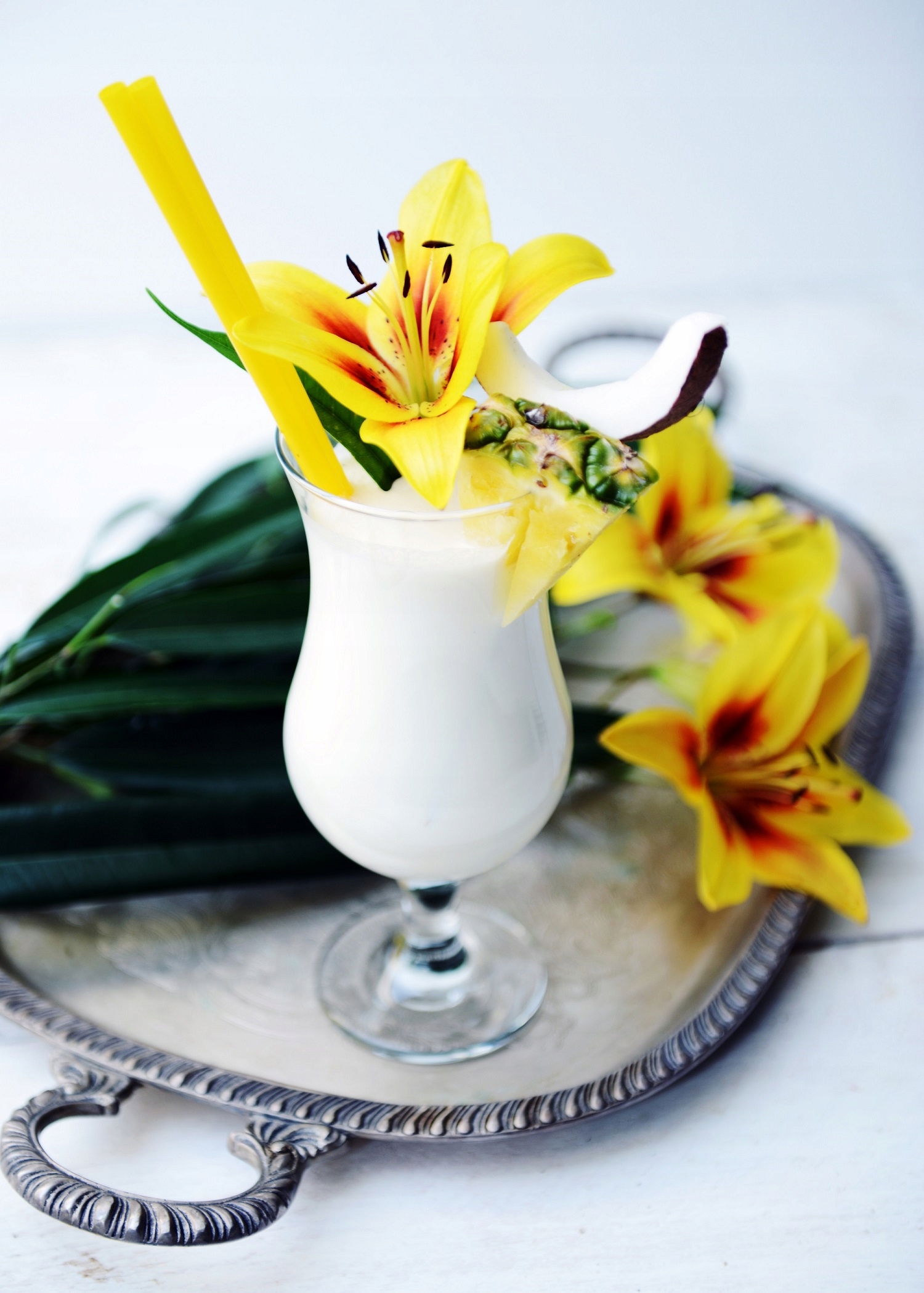 Kieliszki szklanki do koktajli drinków PIWA 420ml Materiał wykonania szkło