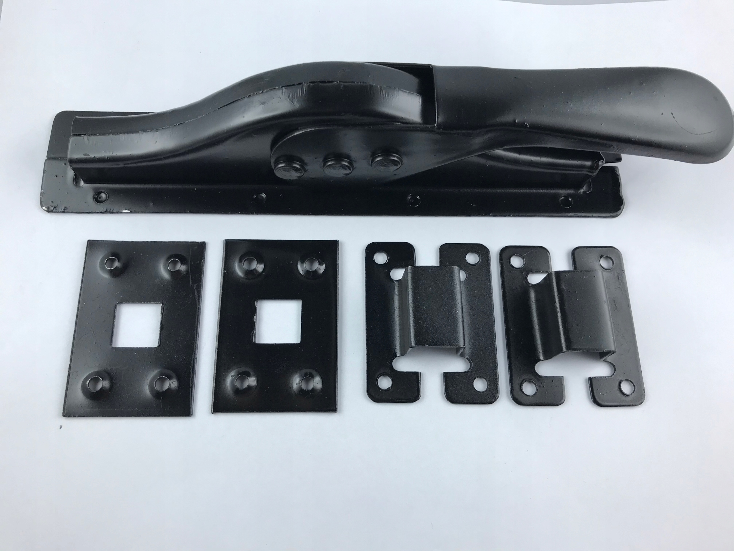 ZASUWA GARAŻOWA, KLAMKA RĄCZKA RYGLOWA CZARNA Kod producenta 2011