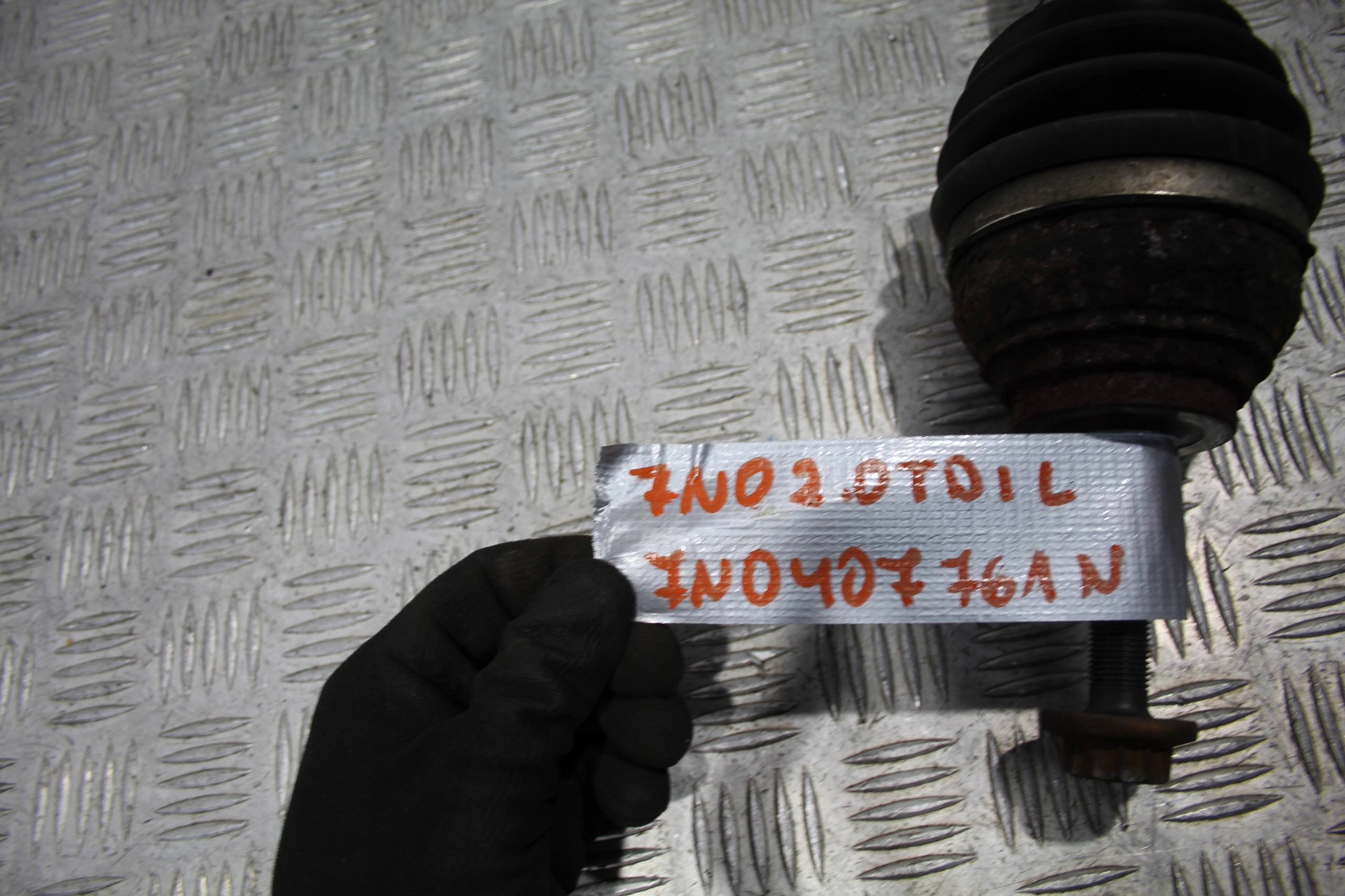 semi-axis left front VW SHARAN II 7N0 7N 7N0407761N