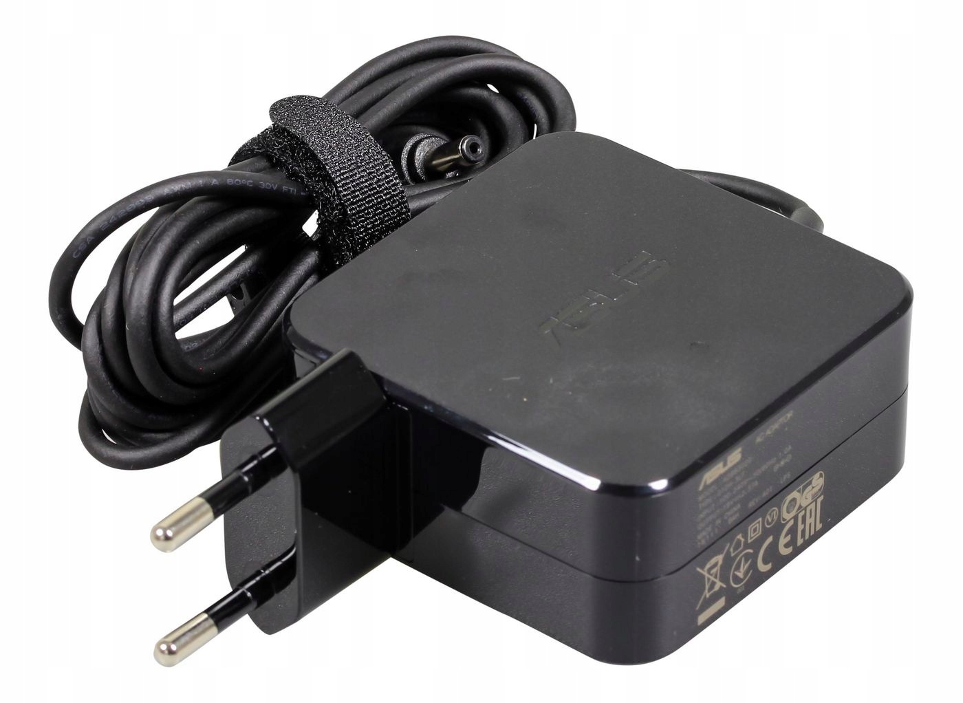 Asus adaptér 45W19V -2,37A Eu