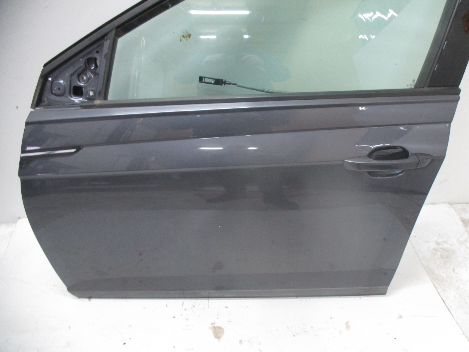 dveře levé přední VW TAIGO R-LINE