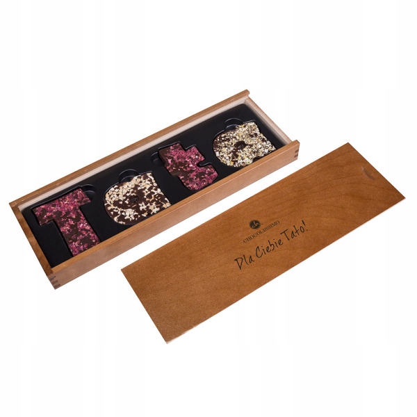 Levně Nápis Tata s čokoládou v dřevěné krabičce dárek ke Dni Otců pro tatínka