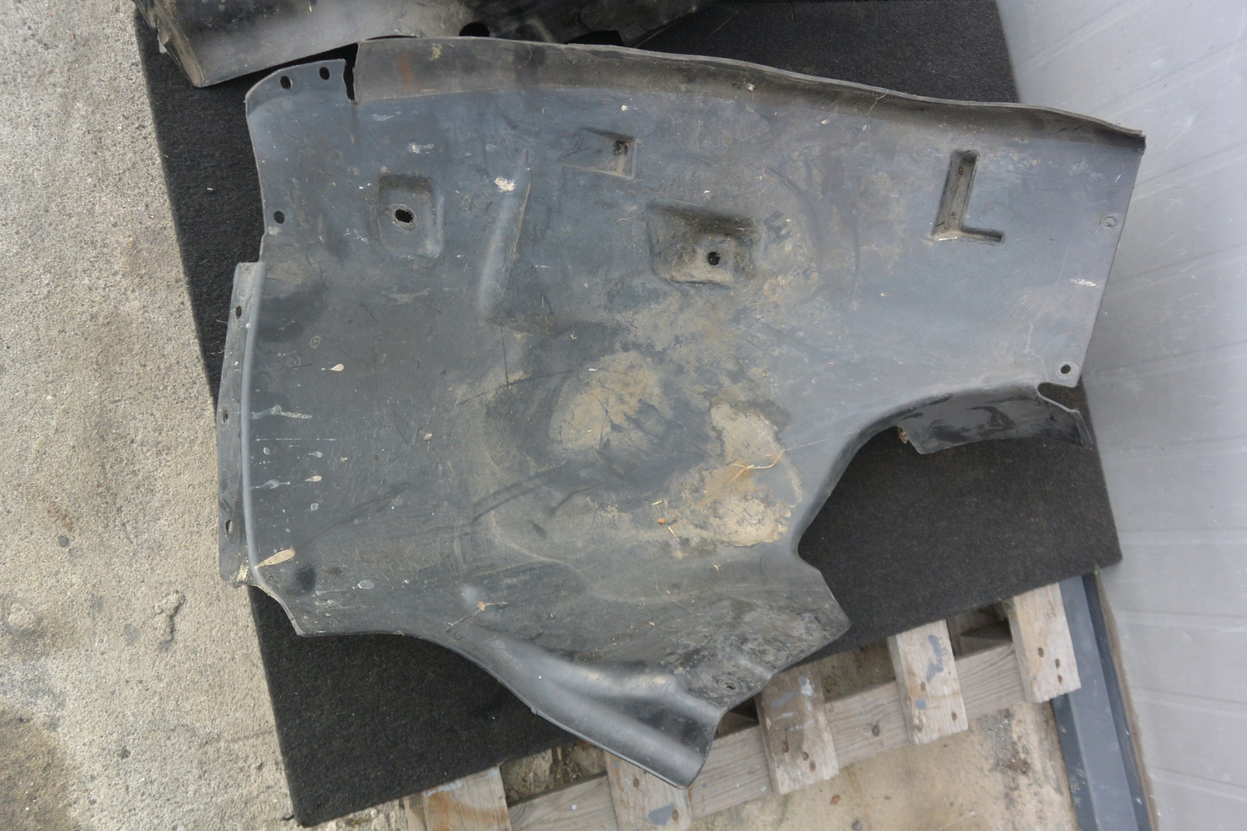 mudguard left right front MERCEDES GL X164 LIFT
