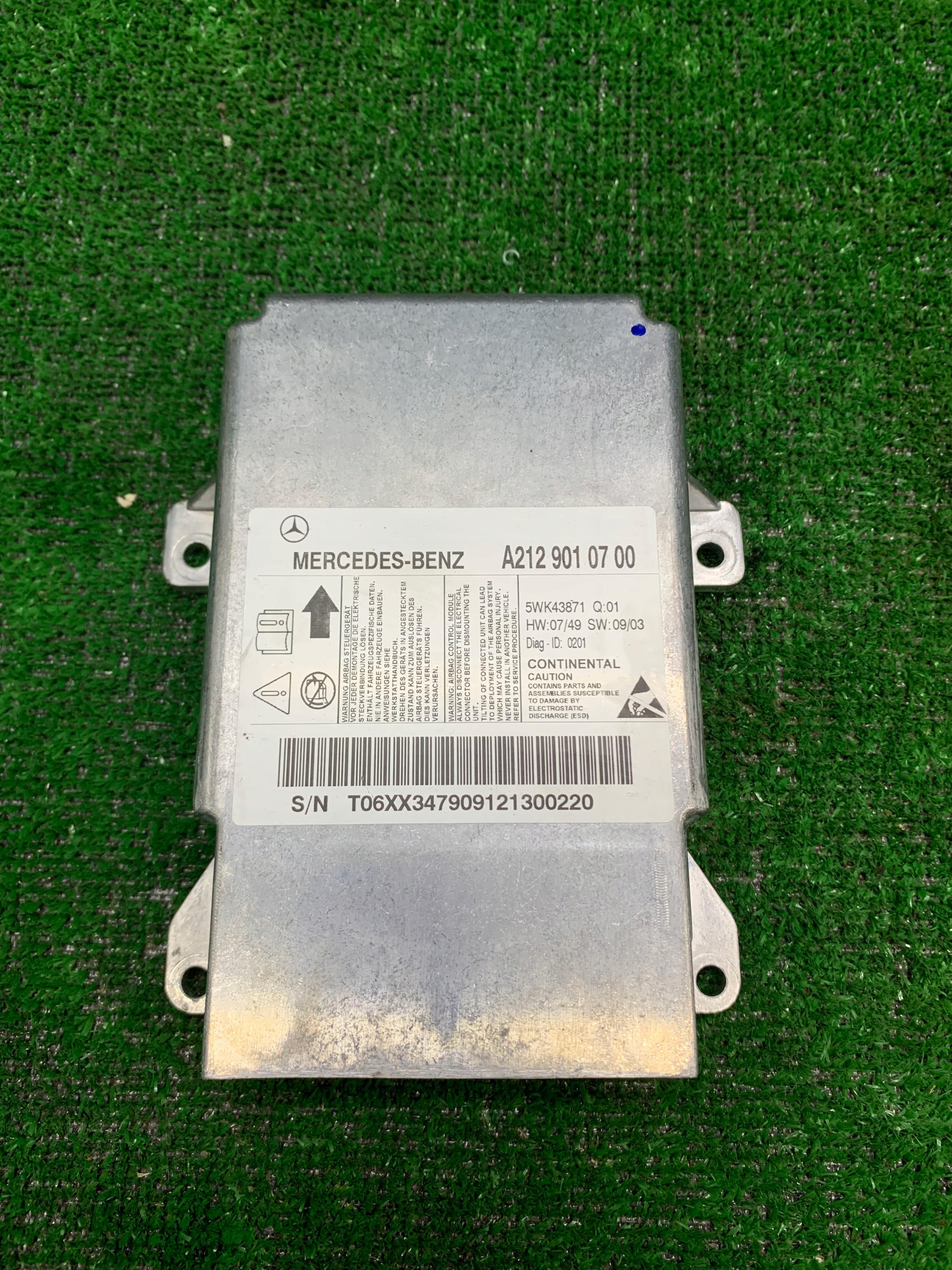 MERCEDES W212 MODUŁ SENSOR AIRBAG A2129010700