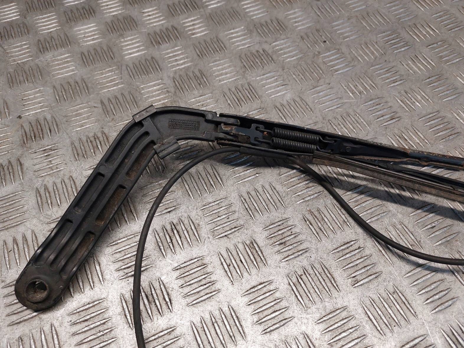 wiper arm left + right front RENAULT PREMIUM 420 and 56671677