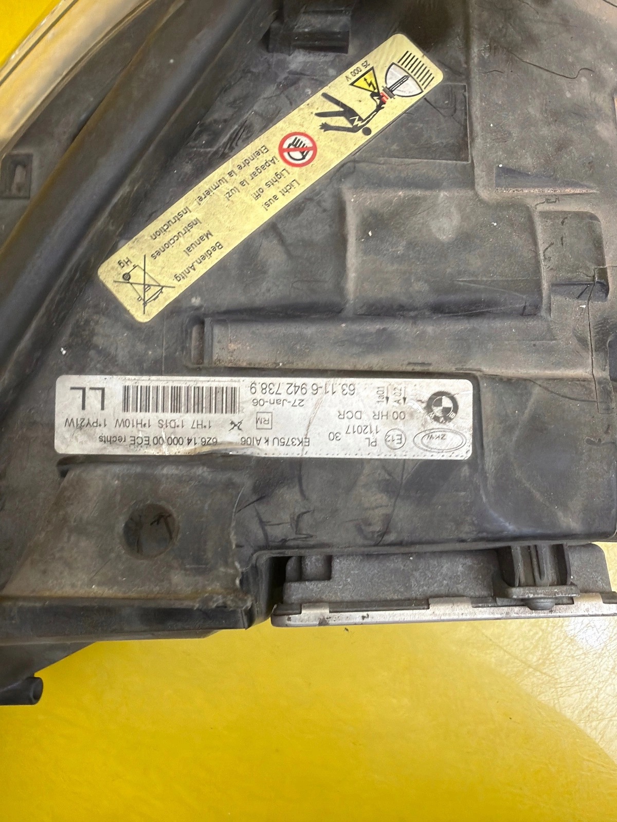 light right Bmw 3 E90 E91 2005-2008 Bi-Xenon non-setting 6942738