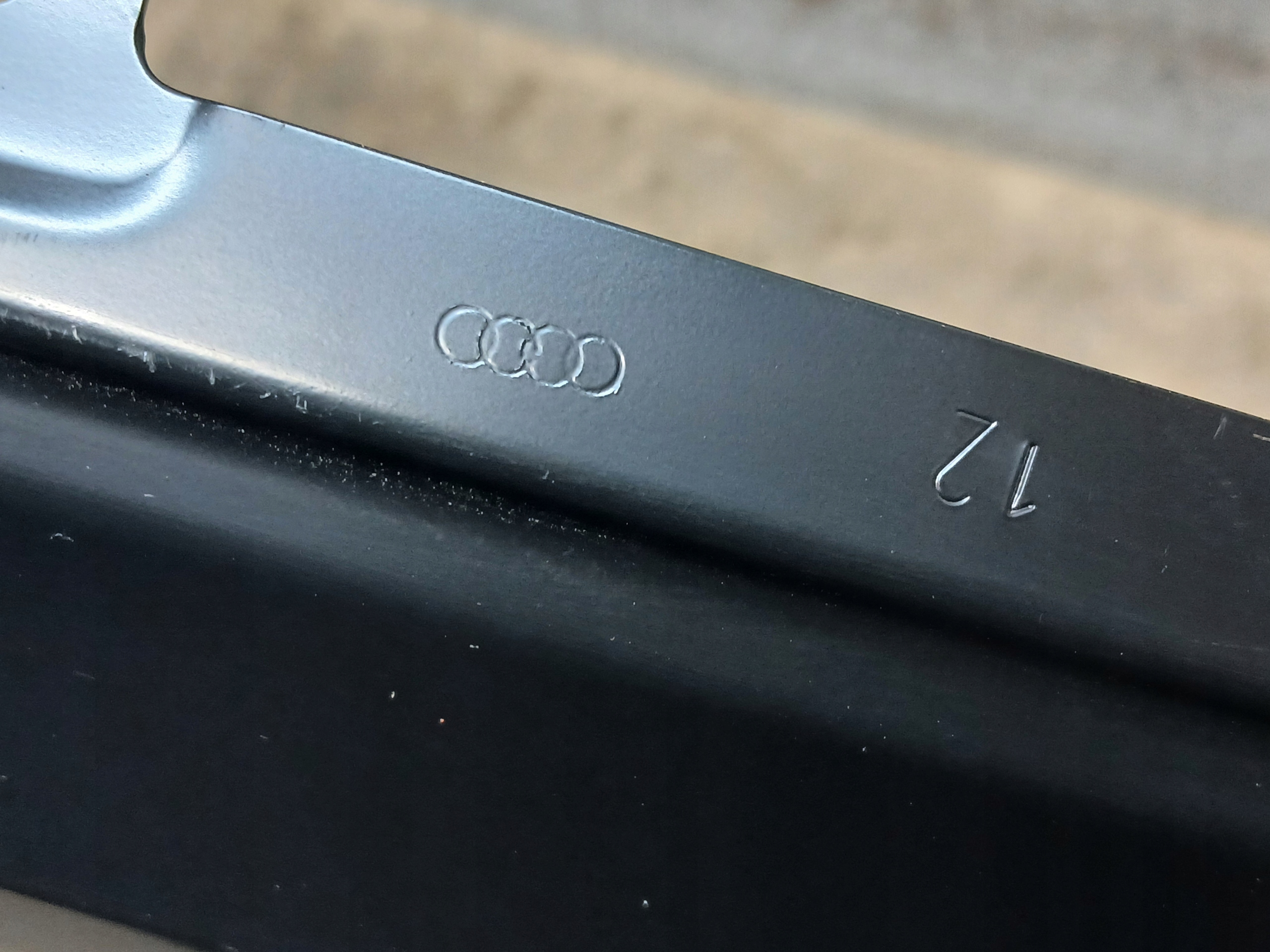 fender front right AUDI A4 B9 8W LIFT 19- new original