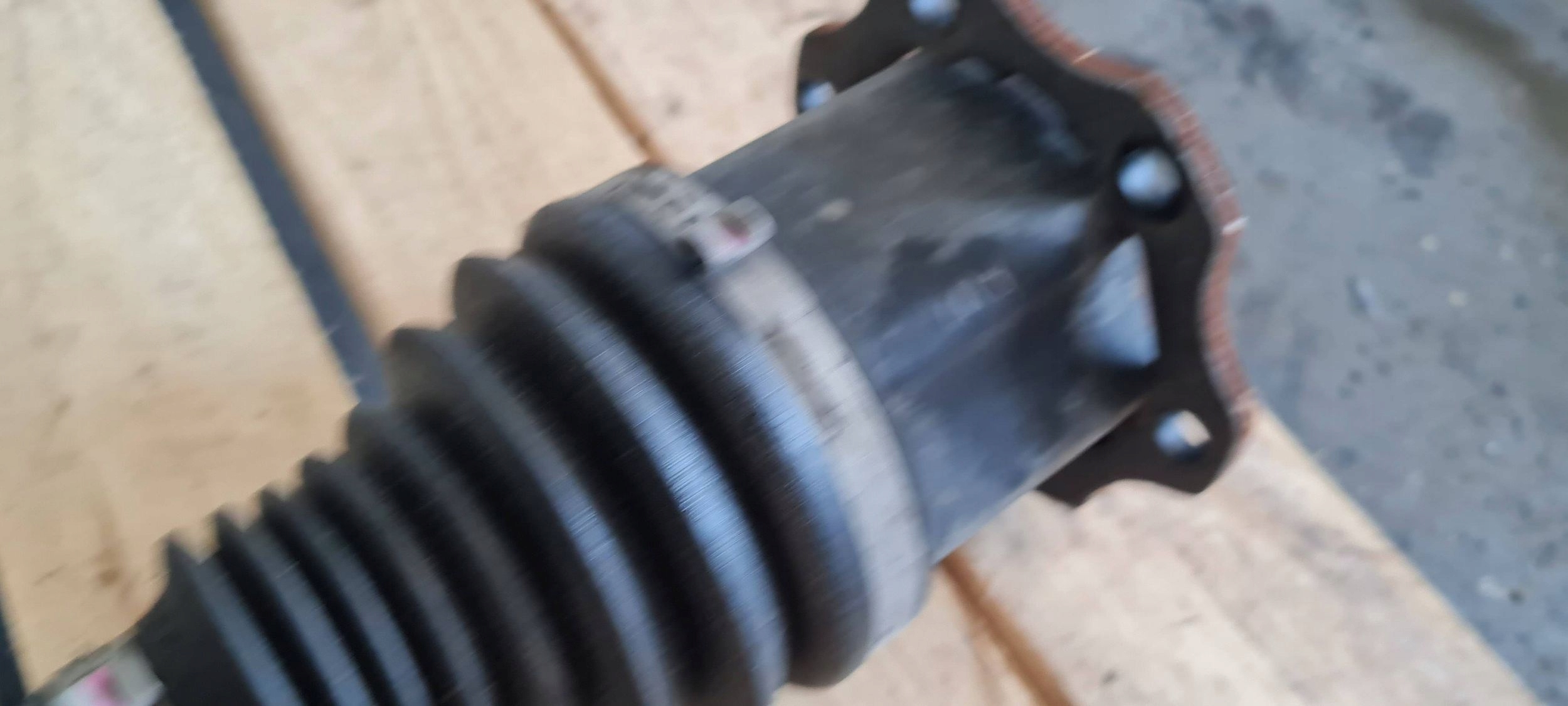 A4 B9 8W semi-axis left right front 2.0 TDI 8W0407271E A5 8W