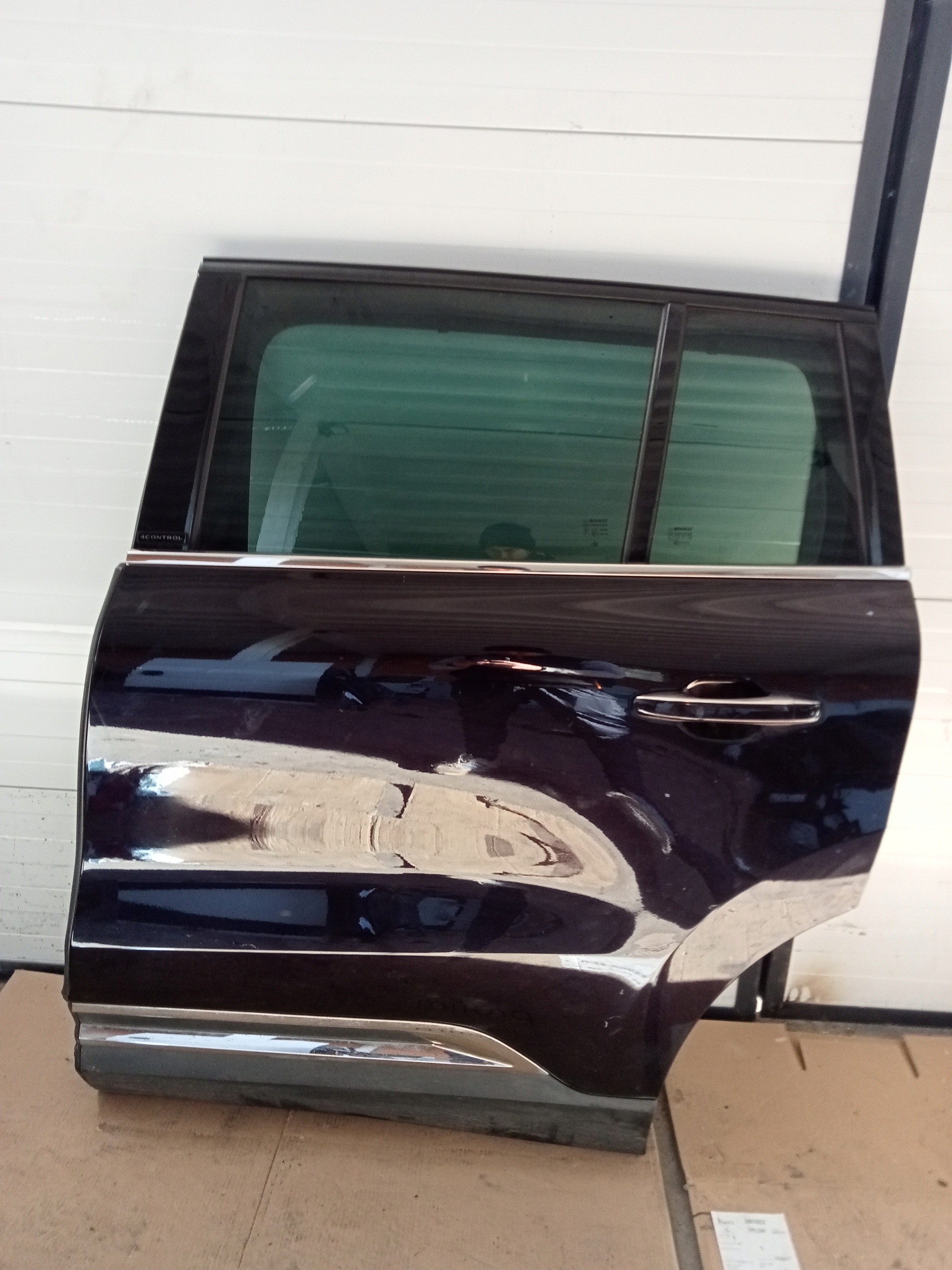 RENAULT ESPACE V DRZWI LEWE TYLNE