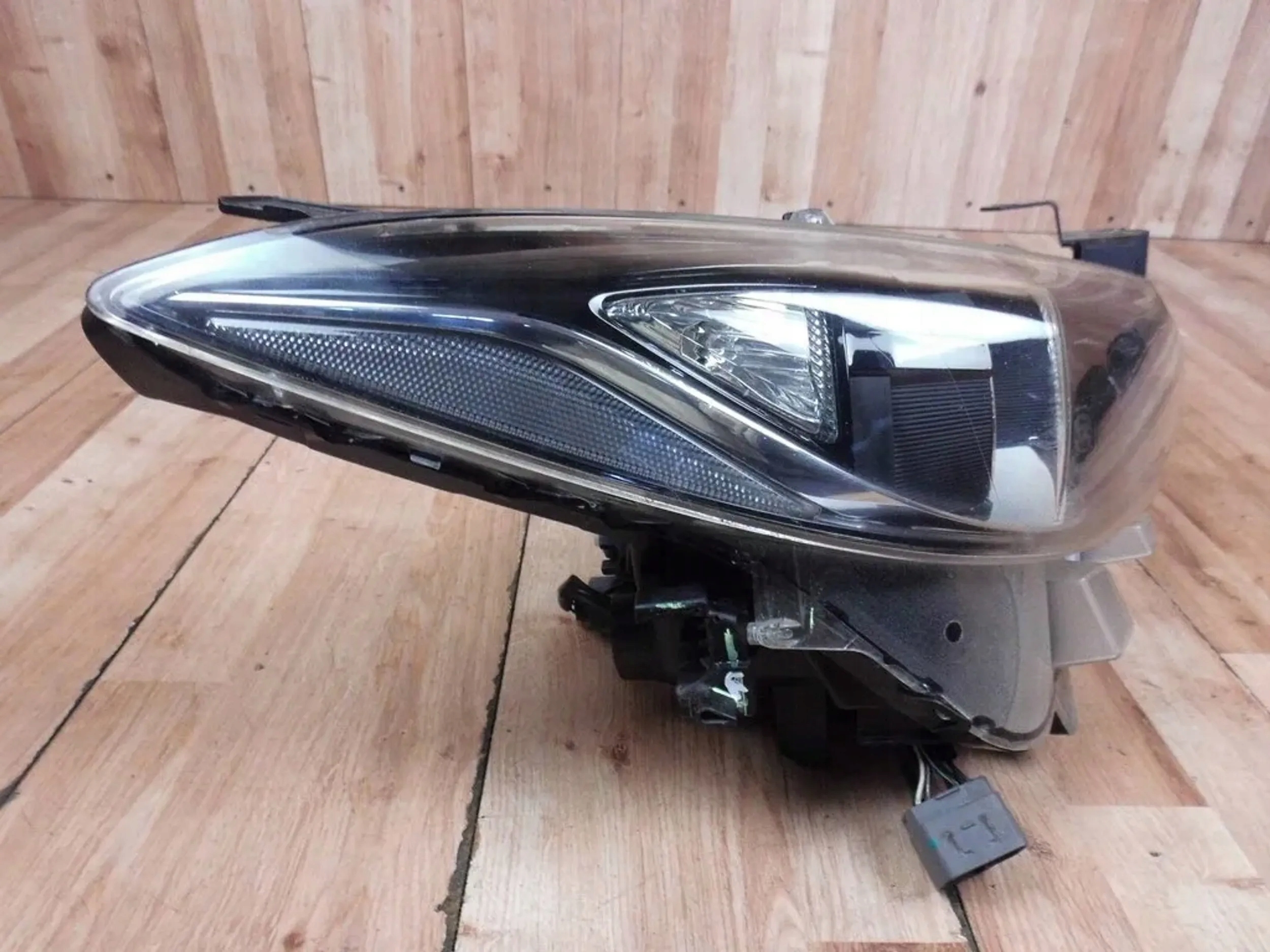 Mazda 3 BM 2013-2015 light right front front