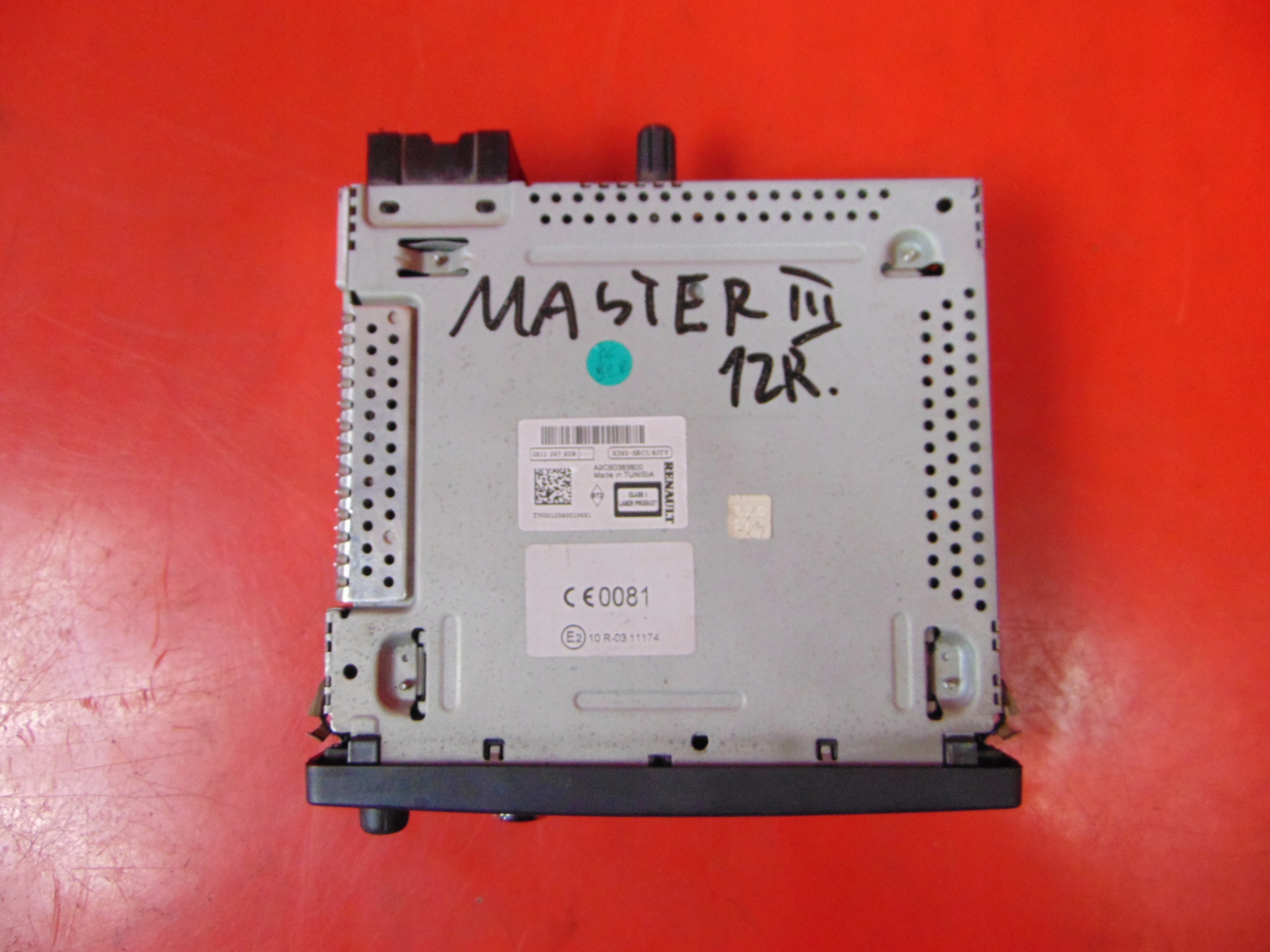 281159782R 280704877R - МАСТЕР III MOVANO NAVIGATION RADIO DISPLAY KPL