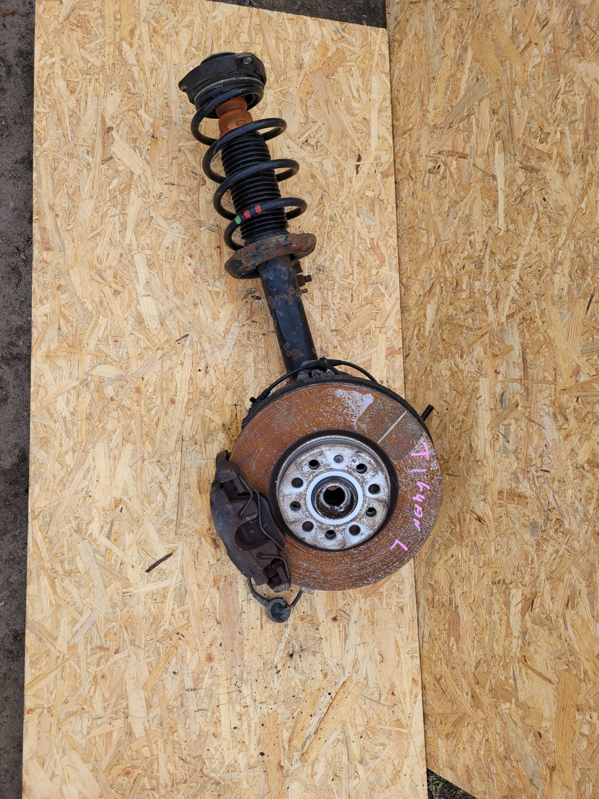 swing left McPherson VW TIGUAN and 2.0 TDI 4X4