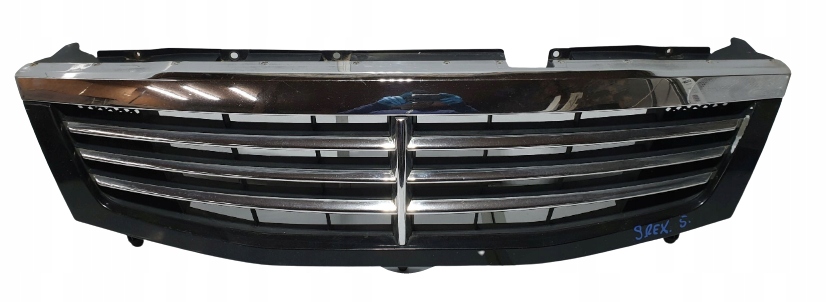 79463-08000 - SsangYong Rexton -07 гриль манекен