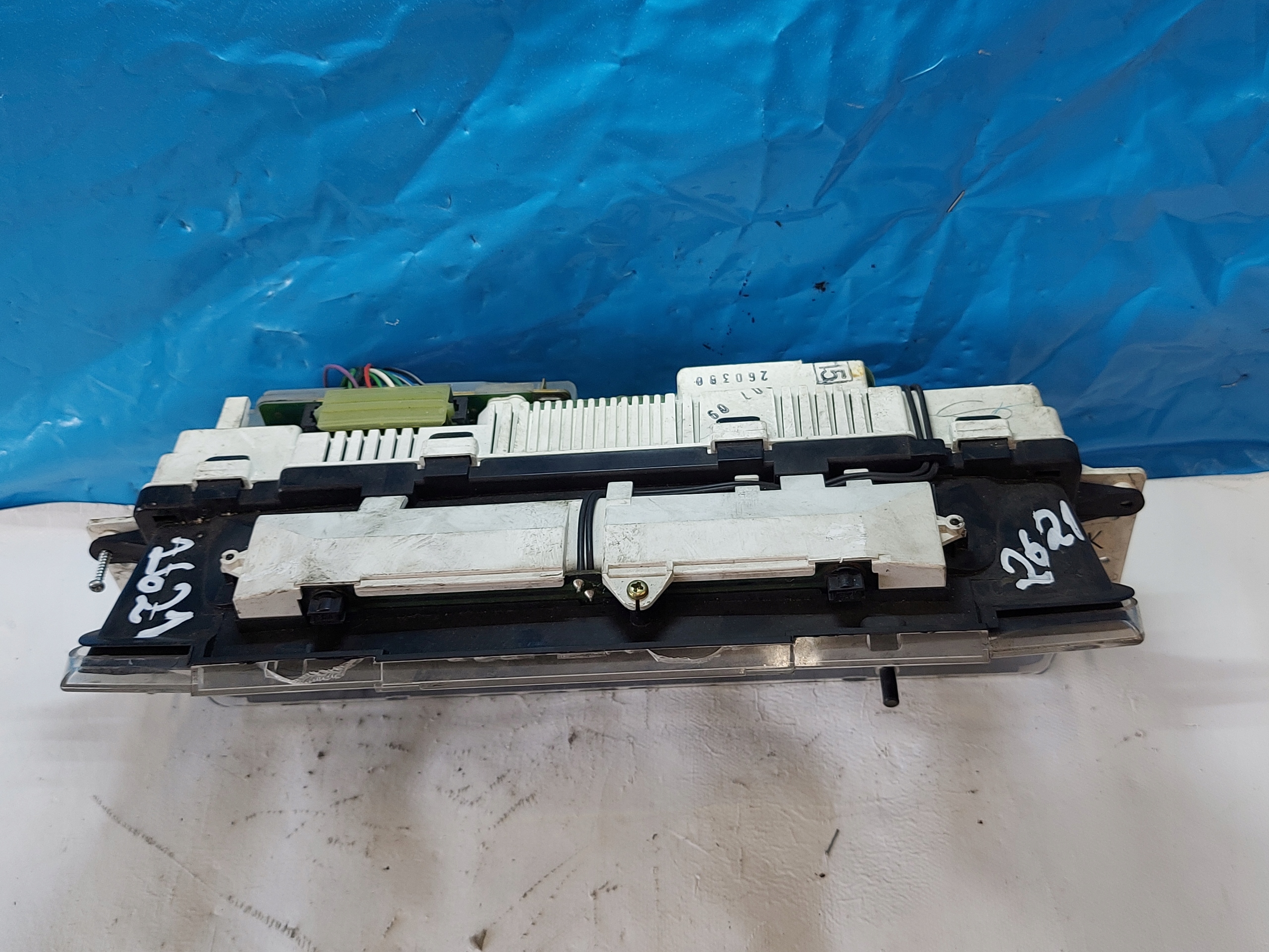 dials clock LAND ROVER DISCOVERY TD AMR 4748