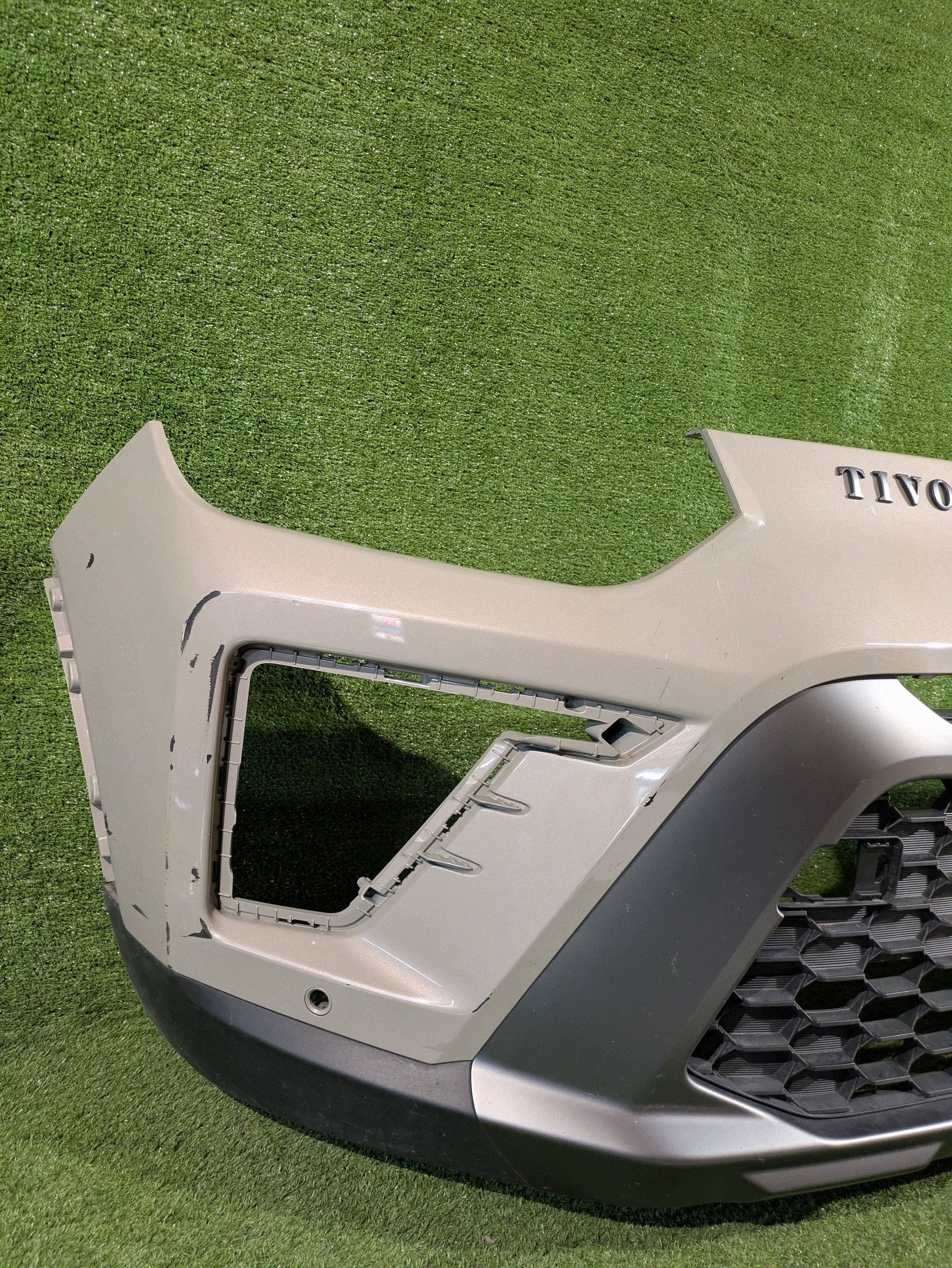 front bumper front SSANGYONG TIVOLI LIFT 24- NR.Z9760