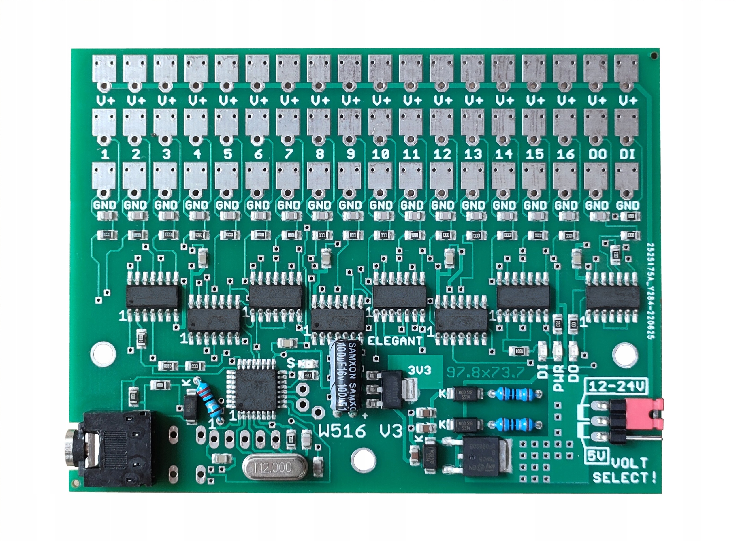 Rozdělovač pro digitální matrice Elegant W516 Led 16 výstupů