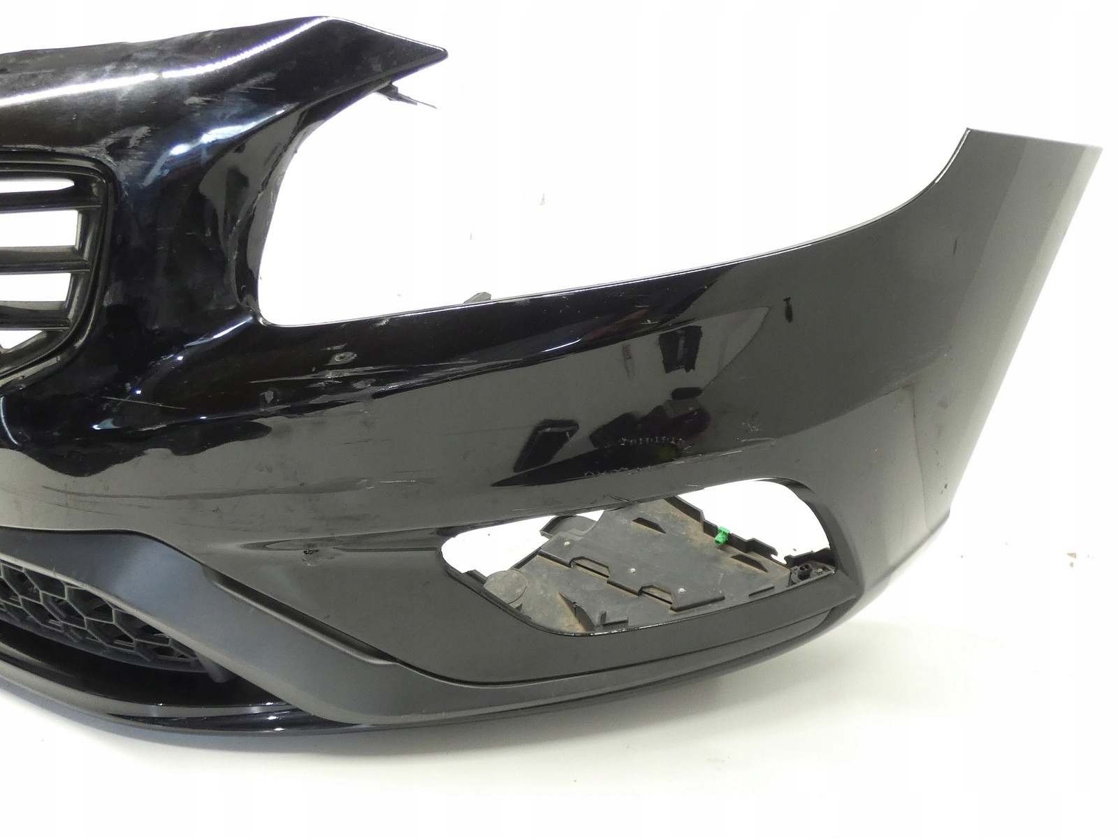 bumper front front VOLVO S60 and V60 II LIFT R-design LAKIER 717