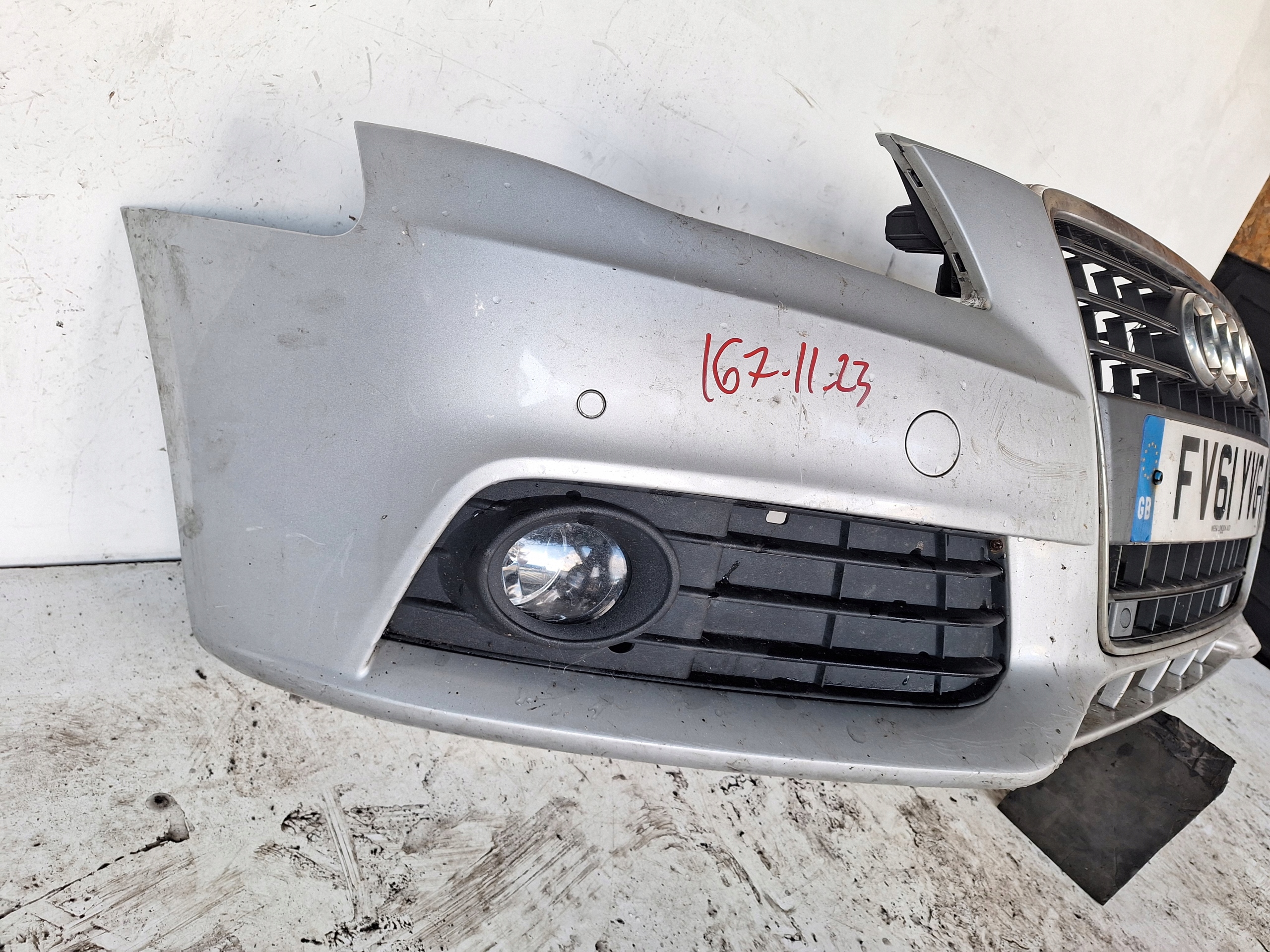 AUDI A4 B8 8K 08-11 bumper + PDC