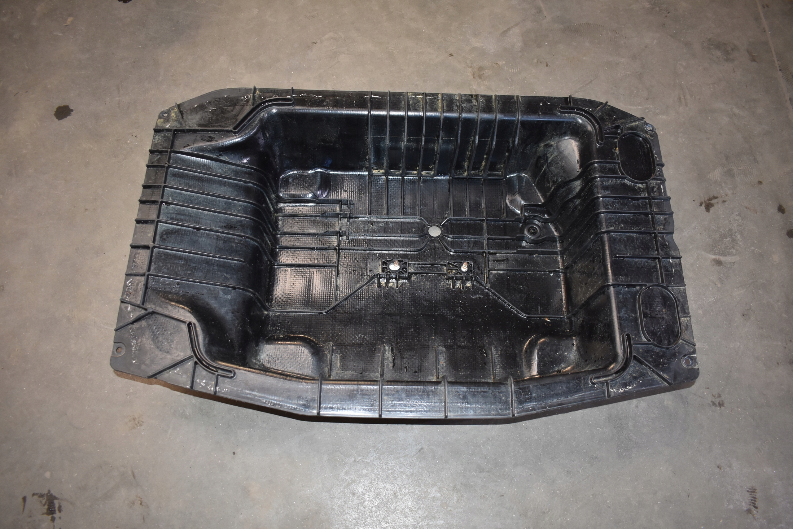 IDEALNA sump boot MERCEDES W214 1