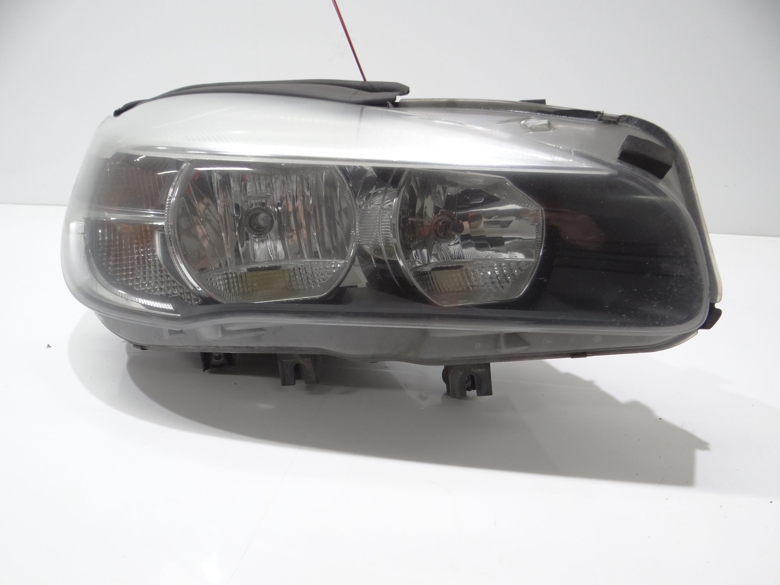 Licht rechts vorne BMW F46 7422576