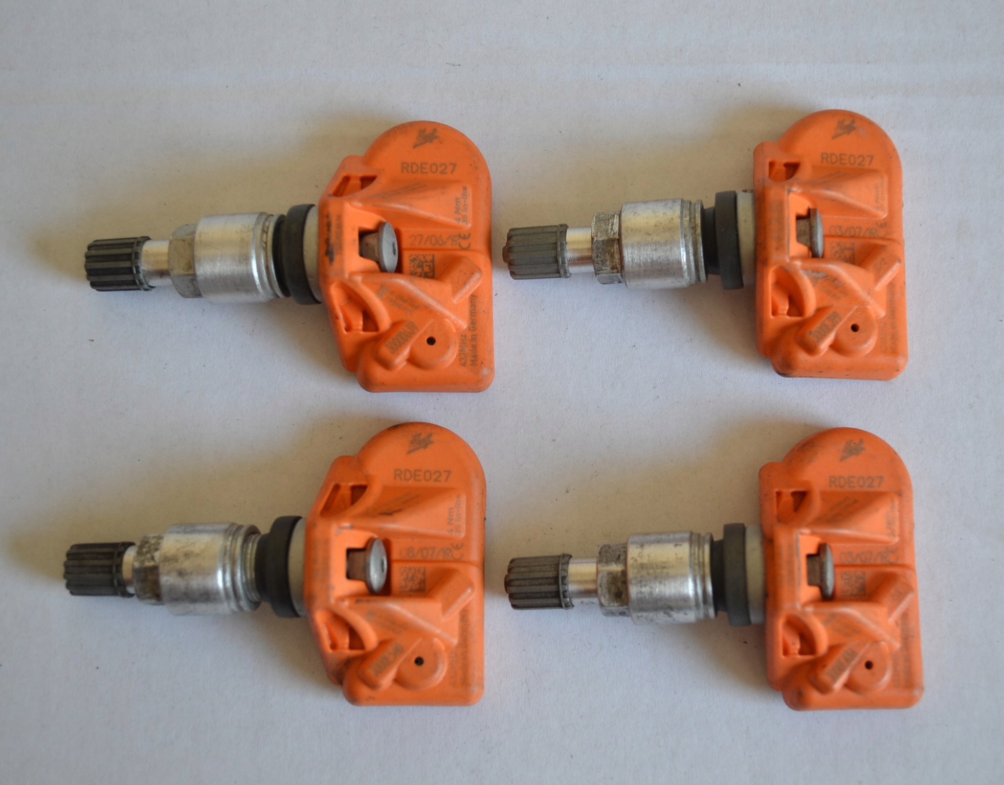 CZUJNIK CIŚNIENIA TPMS BMW F30 F31 F32 F20 F45 F48 F39 F15 F16 MINI C-267 Kod producenta RDE027