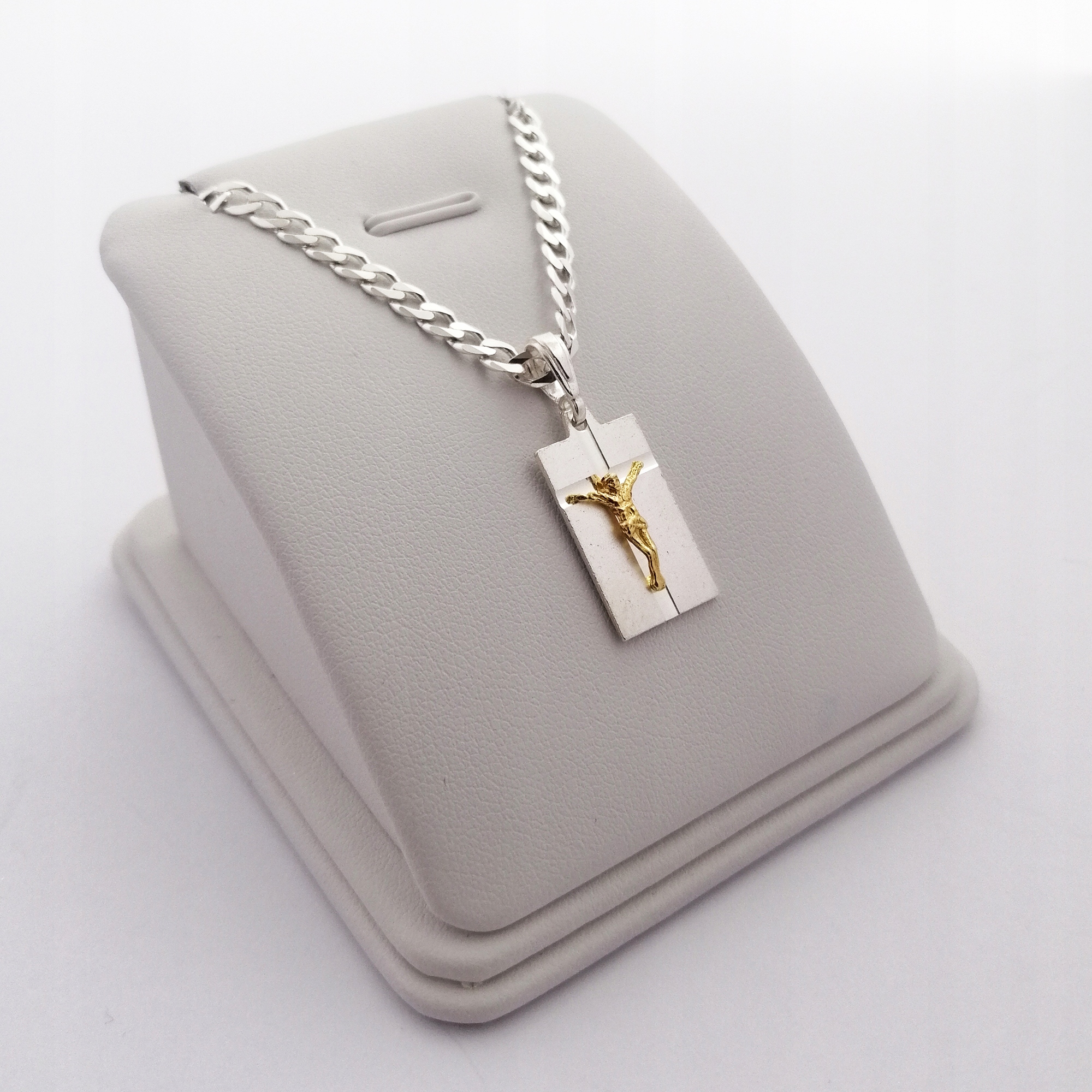 SREBRNY ŁAŃCUSZEK KOMUNIJNY DLA CHŁOPCA MEDALIK JEZUS 925 + GRAWER GRATIS Marka Golden Celebrity