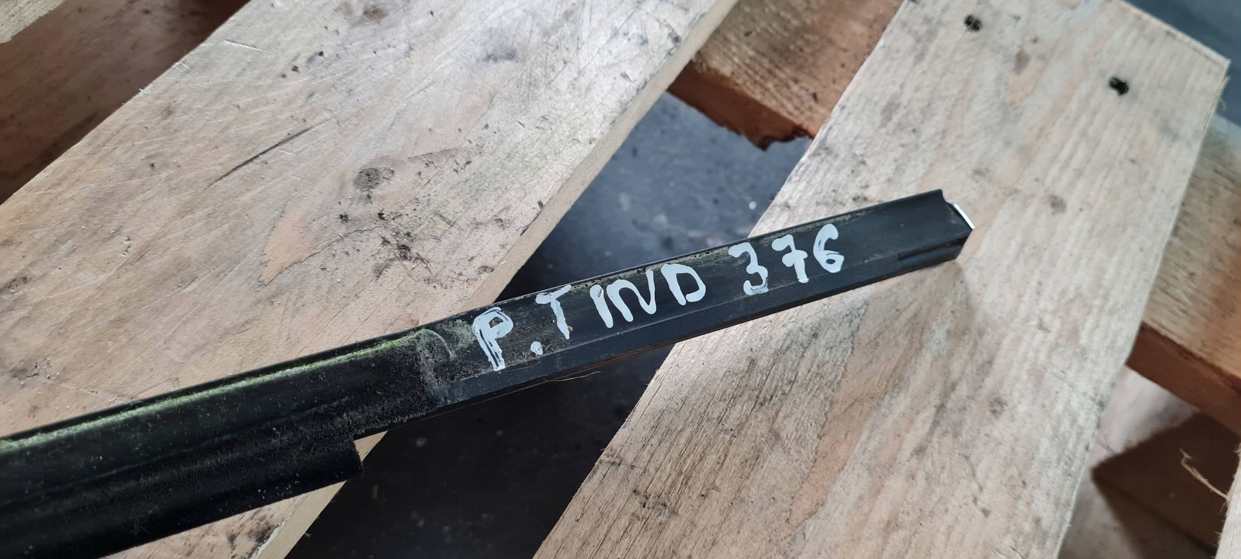 A4 B9 8W moulding dust right right rear part CHROM 8W0853764B
