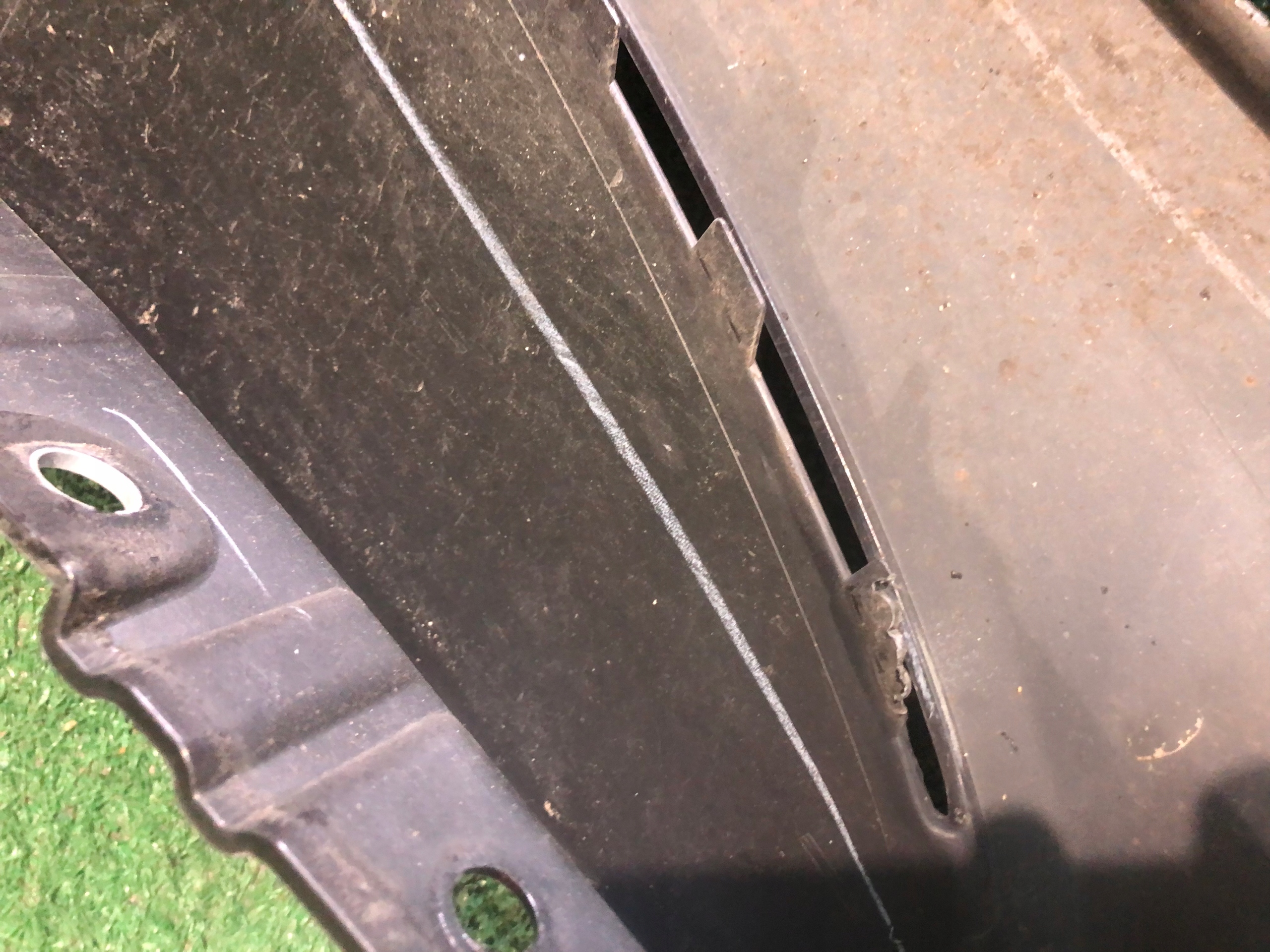 fender front left front BMW X5 F15