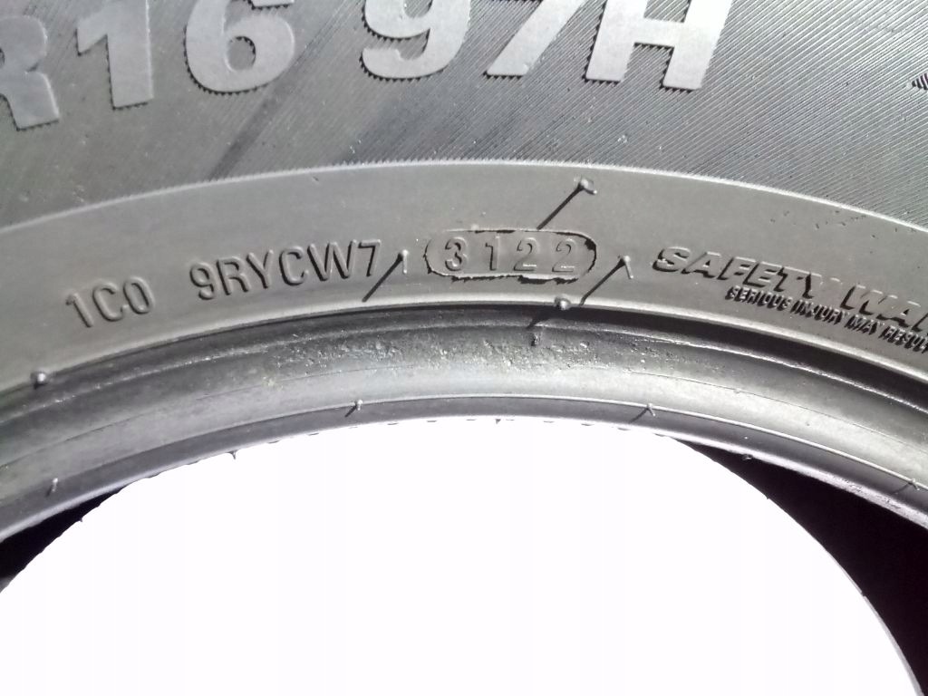 tyres Kumho WinterCraft WP52 215/55/16 97H 2022 6,3mm