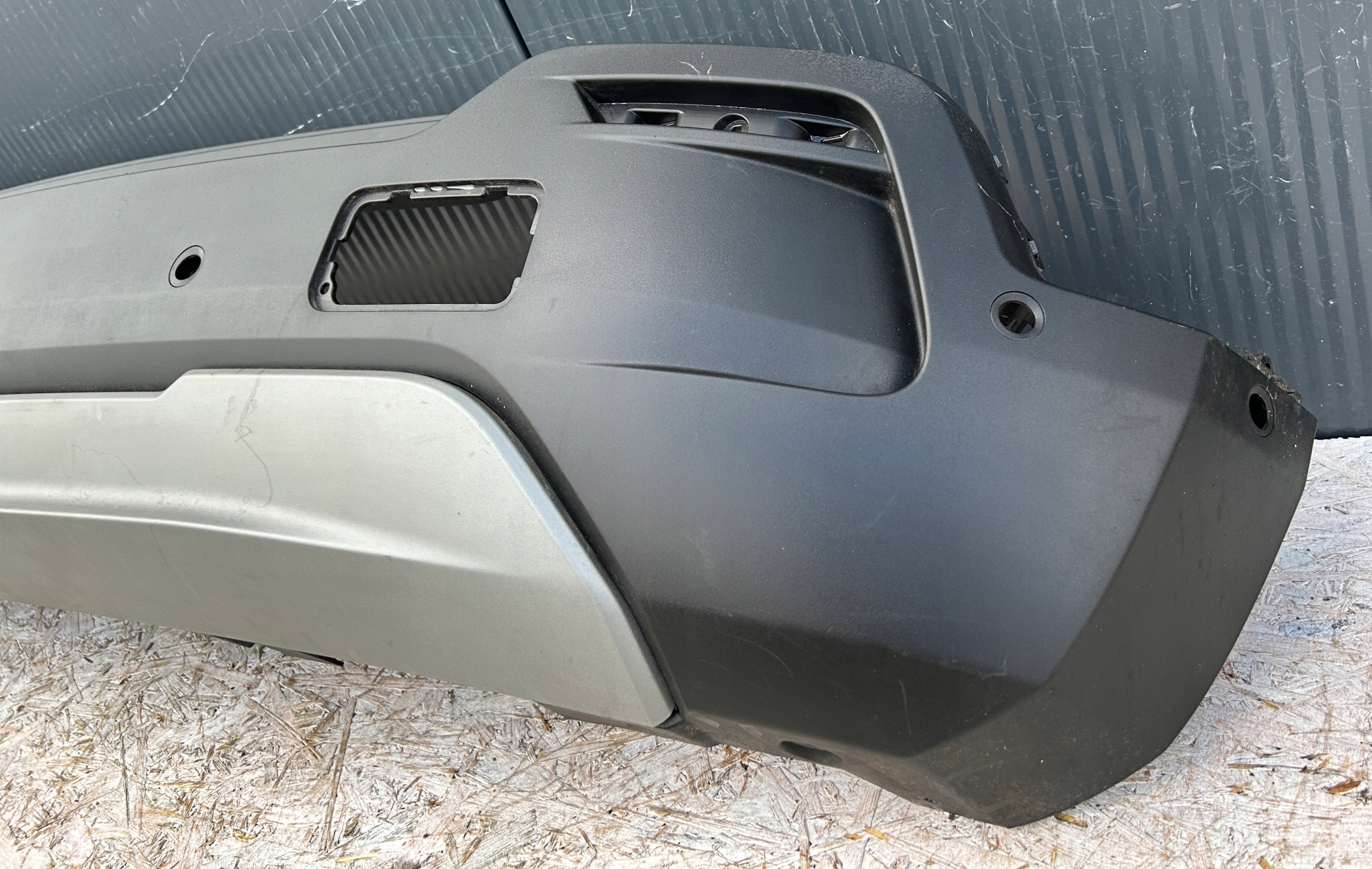 bumper rear part rear JEEP AVENGER 22- PDC