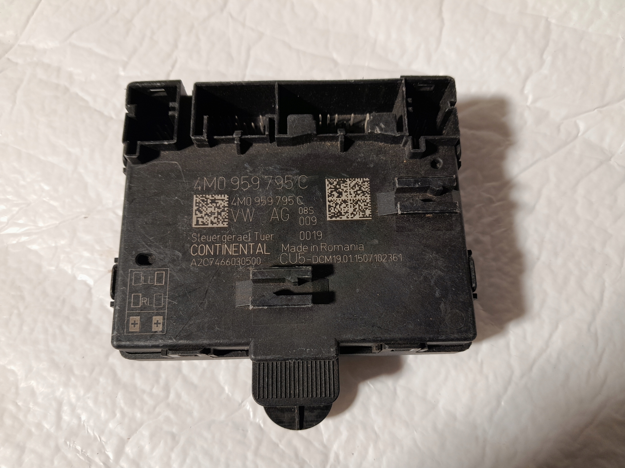 AUDI A4 B9 module control unit door 4M0959795C