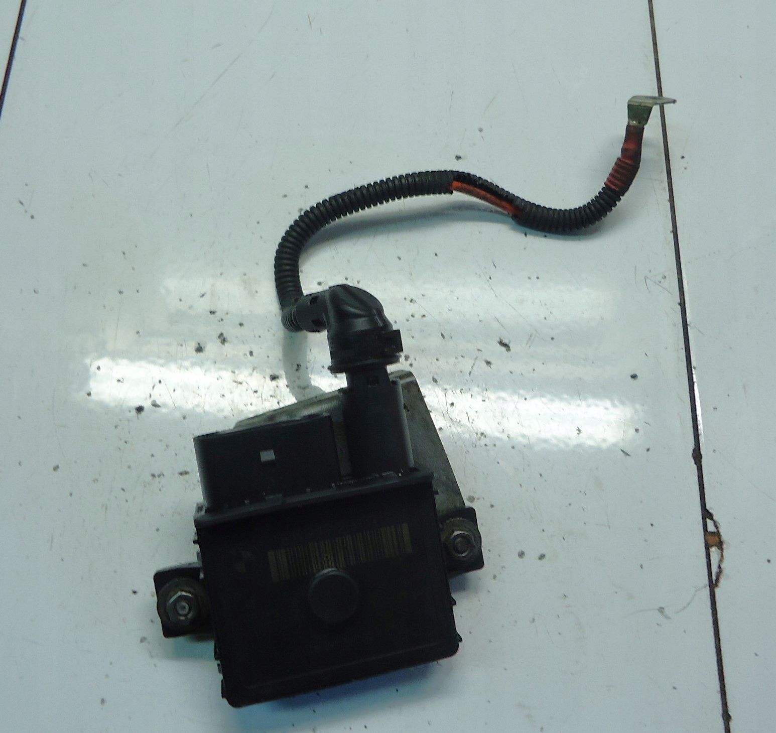 BMW 3 E90 2.0D N47D20 relay plugs ZAROWYCH 859172301