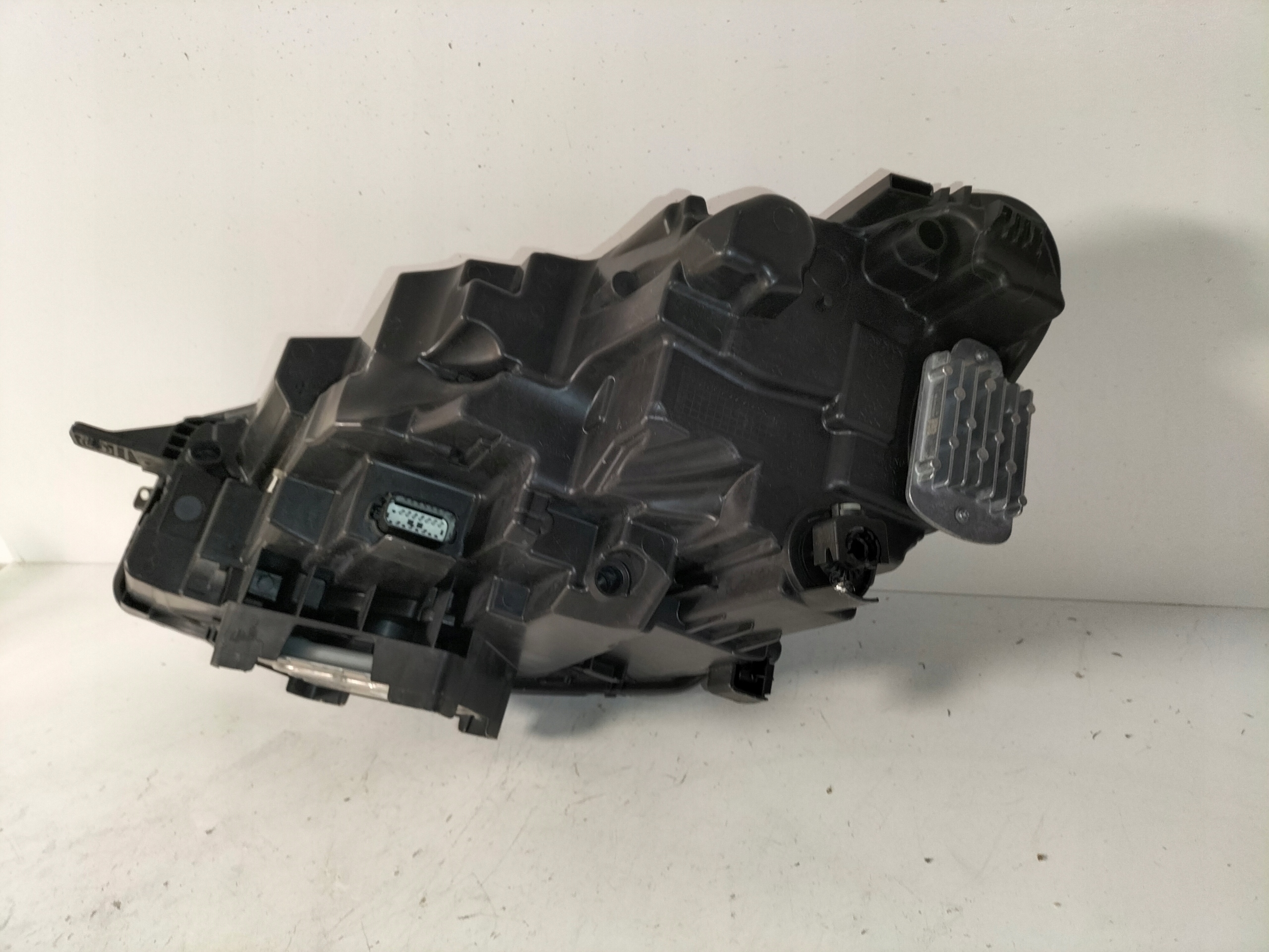 light front reflektor right FORD KUGA MK3 19- FULL LED