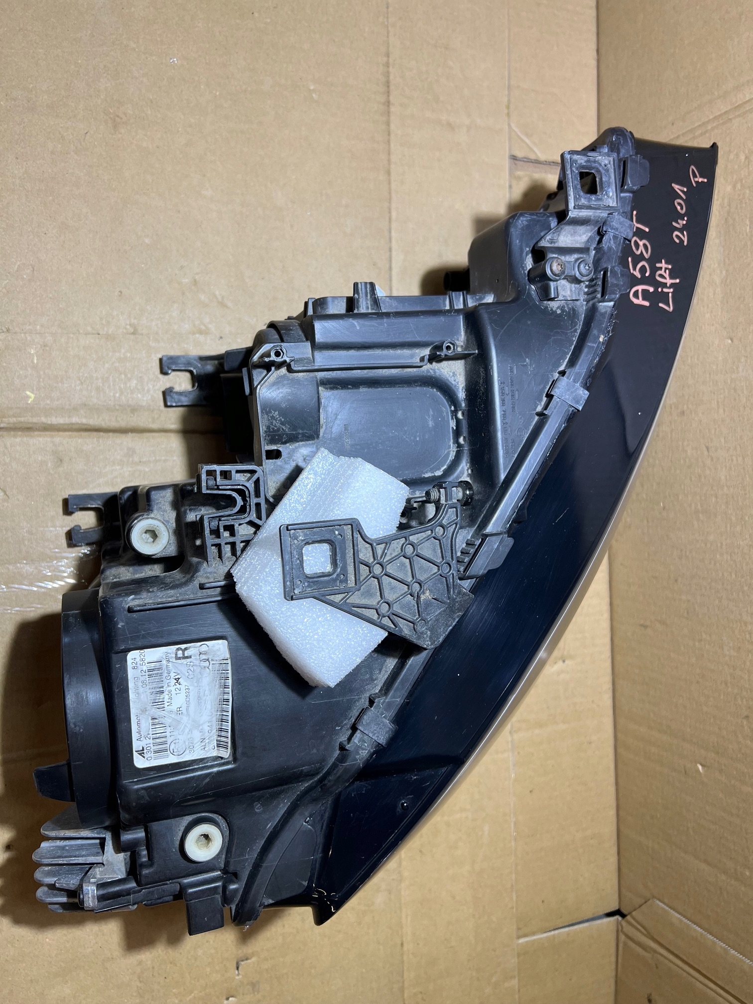 AUDI A5 8T LIFT light BI XENON right front front 8T0941006D