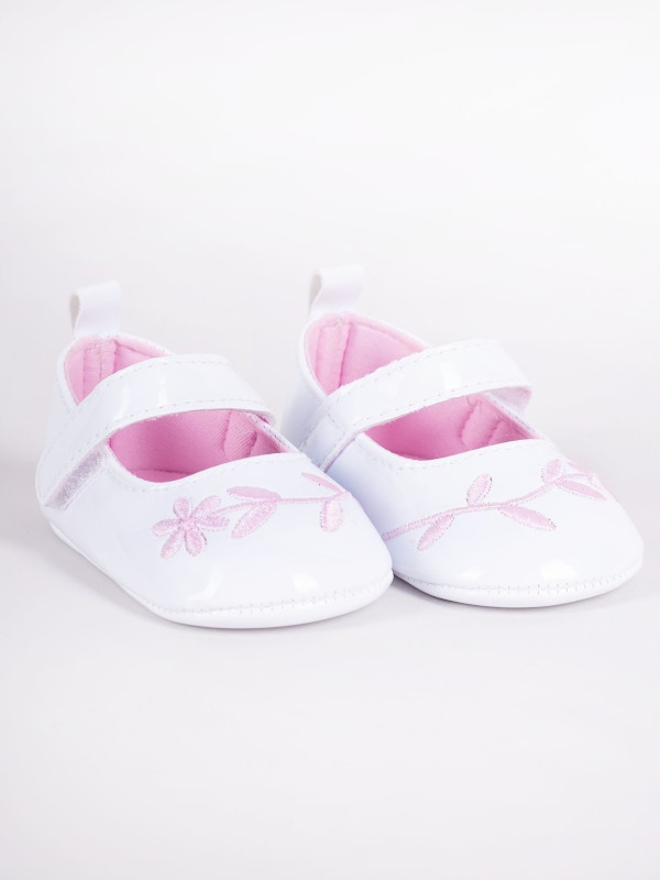 BUTKI BALERINY niechodki białe CHRZEST 0/6 Y858C Kod producenta 0B0