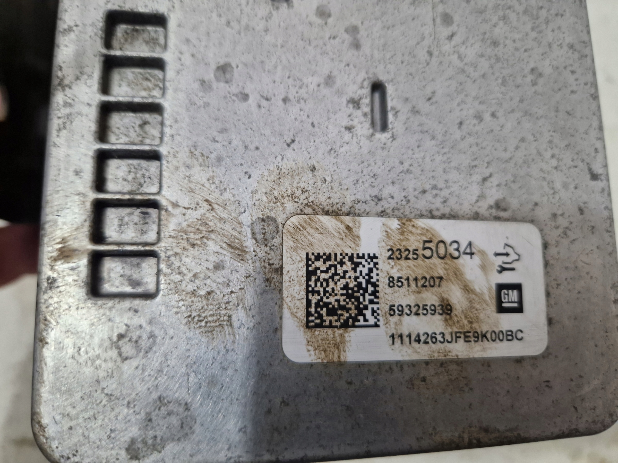 CADILLAC ESCALADE IV 15- 6.2 V8 Pompa ABS 23255034