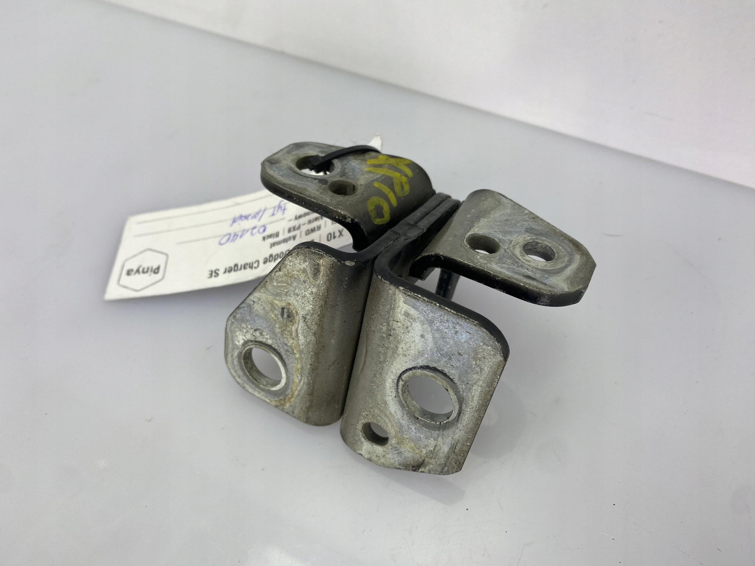 hinges door left rear part upper Dodge Charger 2015+ USA