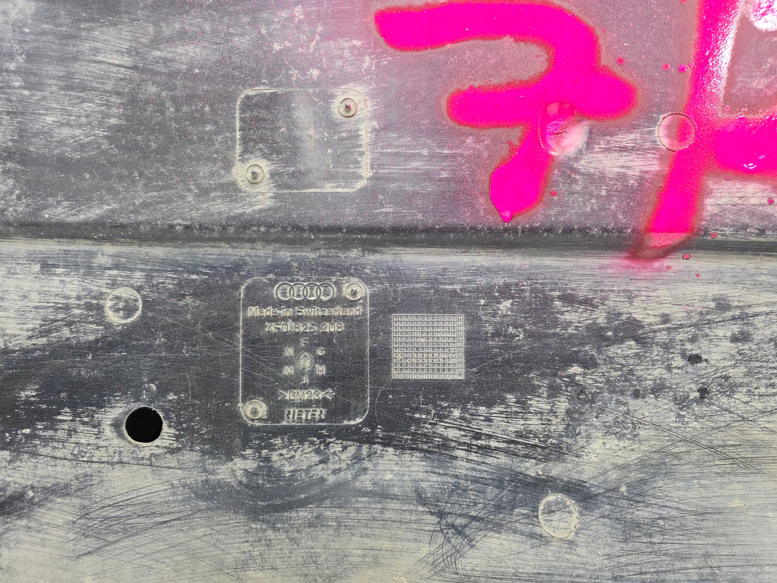 Blende Abdeckung abdeckung Unterfahrschutz links DUZA AUDI A6 C6 4F0825207F 7/26