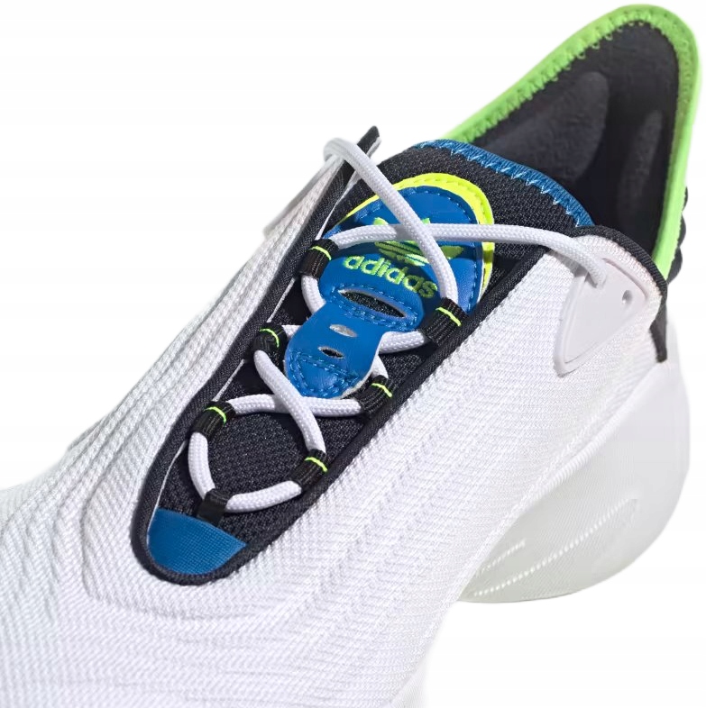 Buty sportowe adidas adiFOM SLTN r.44 2/3 Sneakers Kolor biały