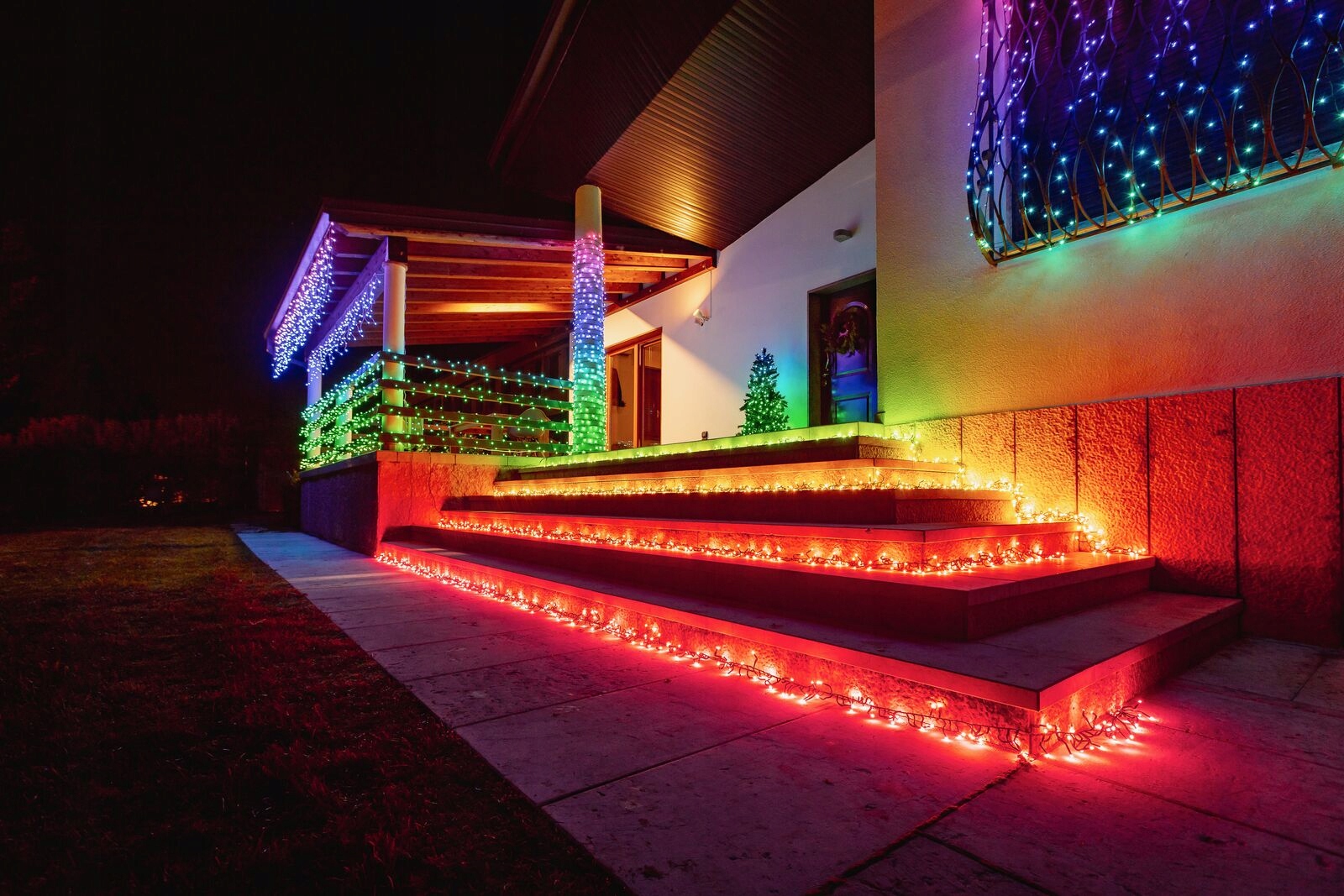 Vianočné Osvetlenie Na Stromček Twinkly 400 Smart WiFi Aplikácia Svetelné efekty