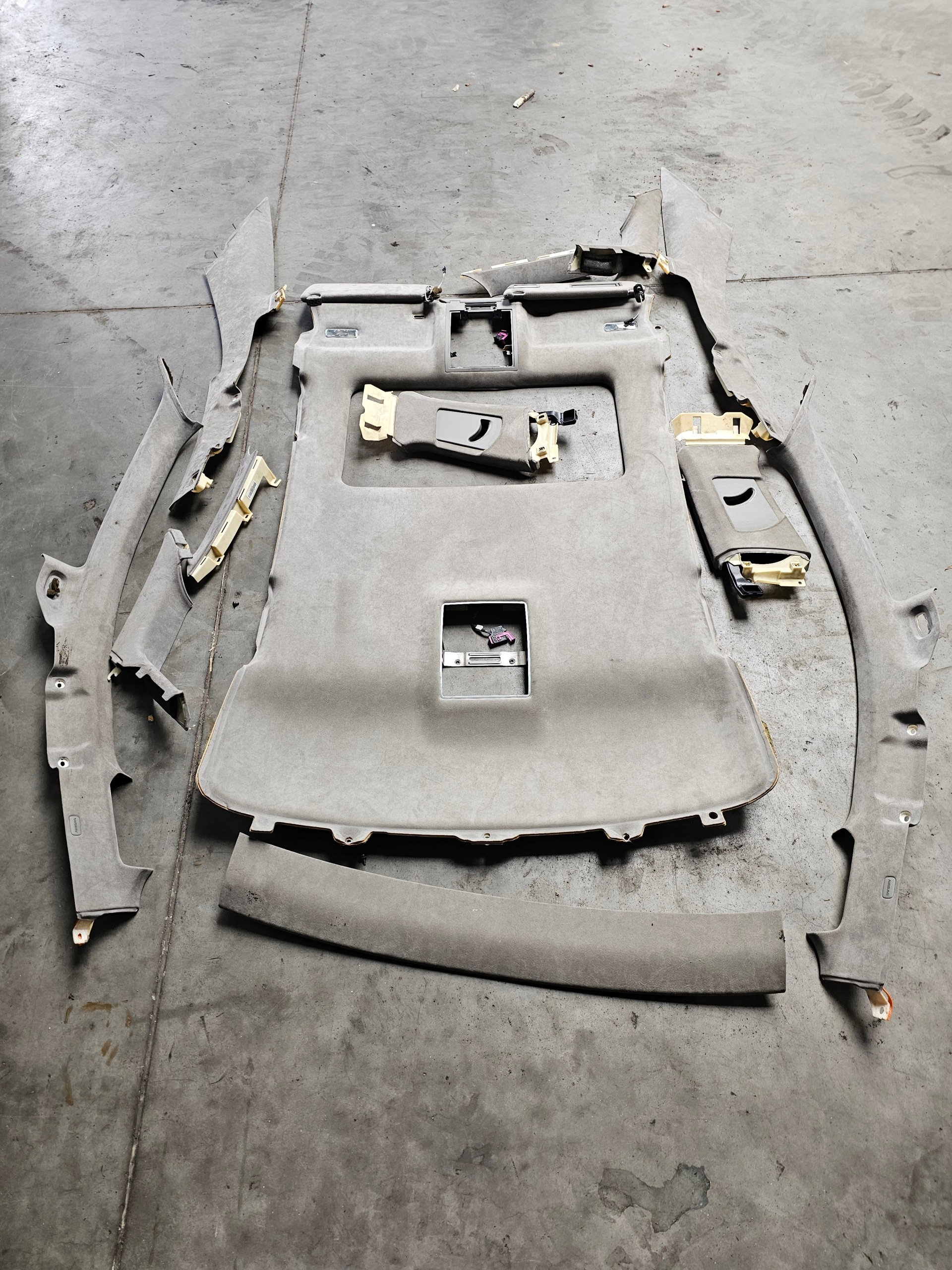 roof upholstery AUDI A8 D3 KOMPLET pillars covers