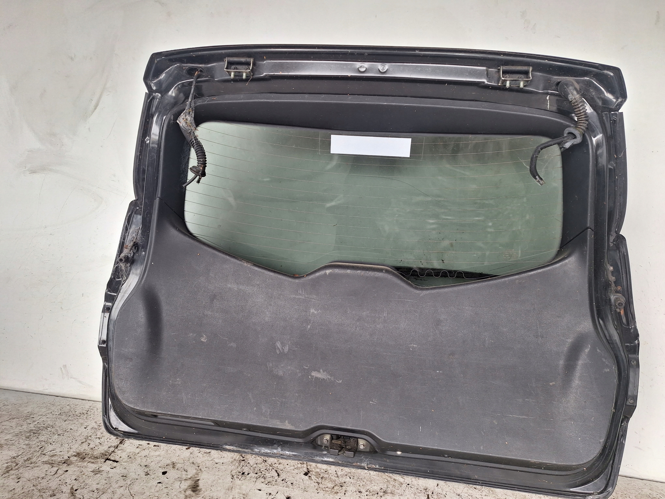 NISSAN QASHQAI J10 +2 plus 07-13 boot door