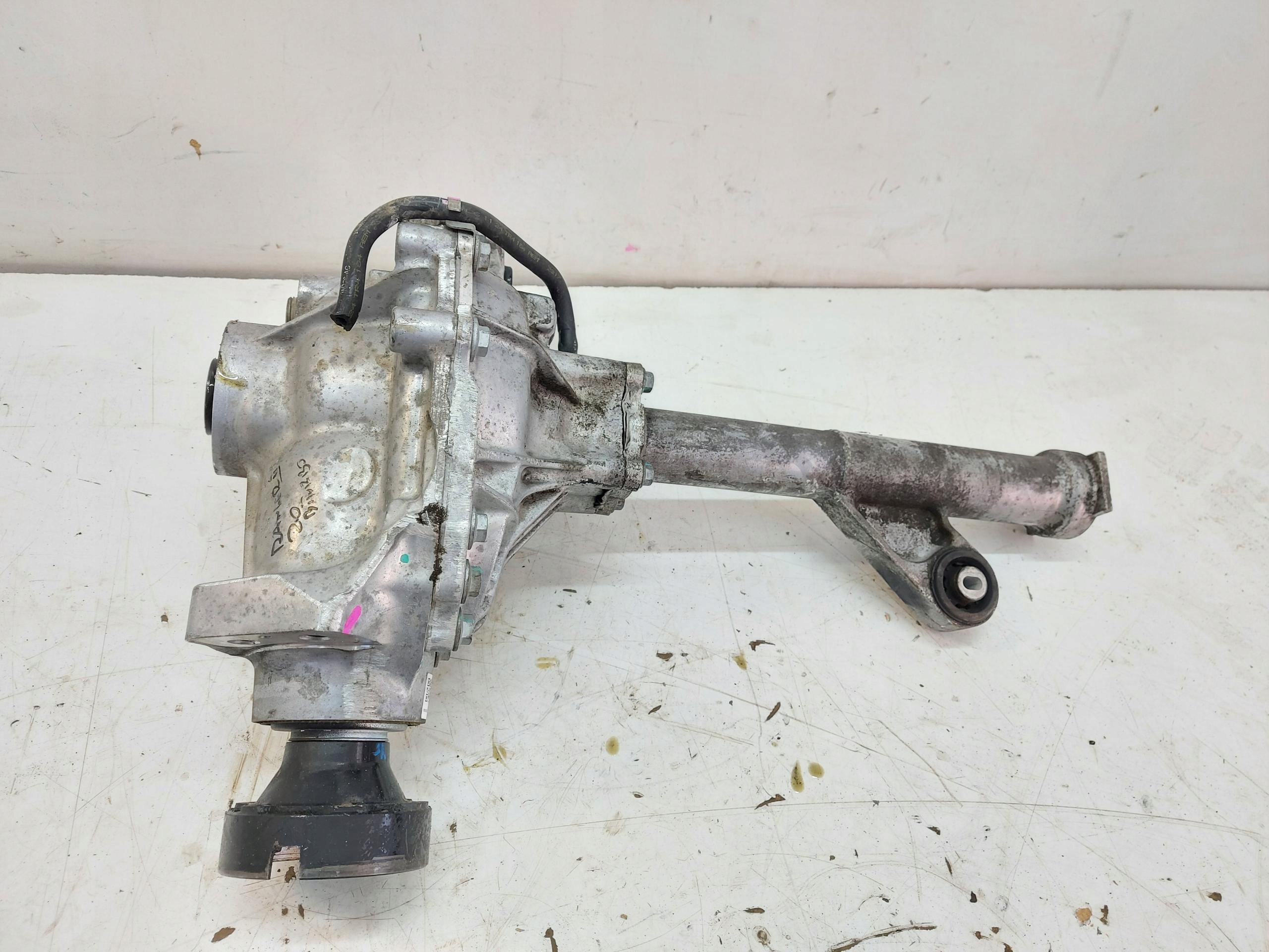 Ford Ranger X 6 VI 2024r 2.0 D differential napedowy front 3.73 MB3W-3B097-ECC