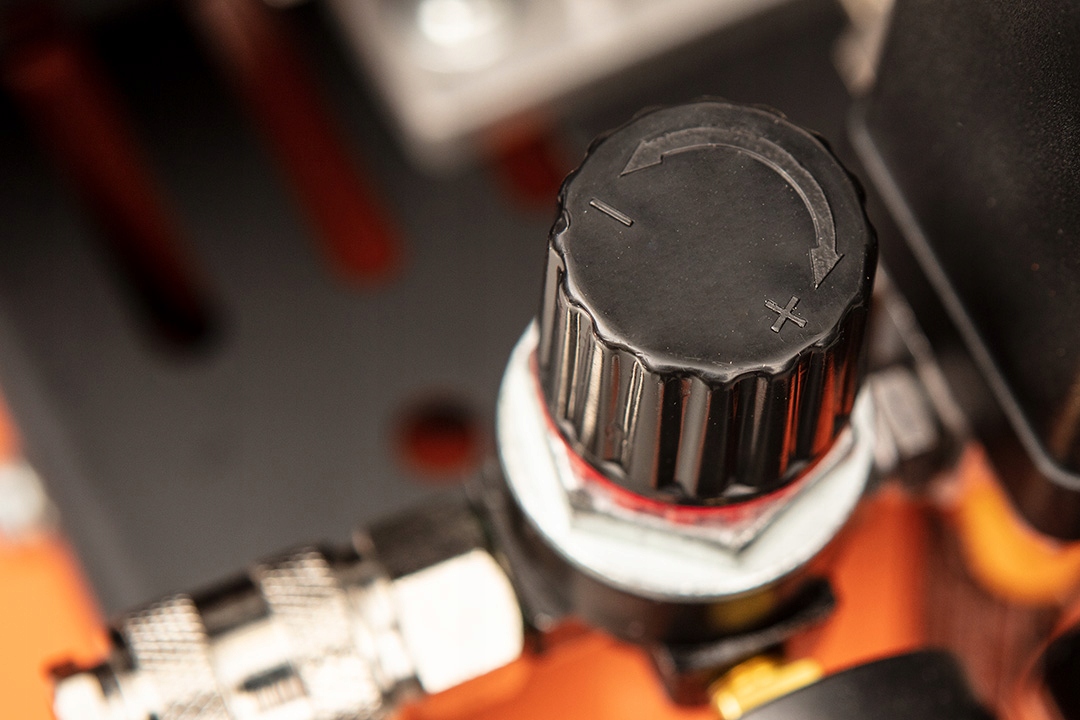 Kompresor olejowy 150l, 230V Moc (kW) 2.2 kW