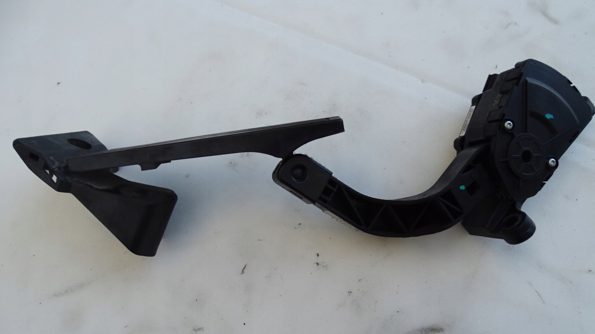 FK30412A-2S000 - ПОТЕНЦІОМЕТР ПЕДАЛІ ГАЗУ HYUNDAI IX35 TUCSON USA