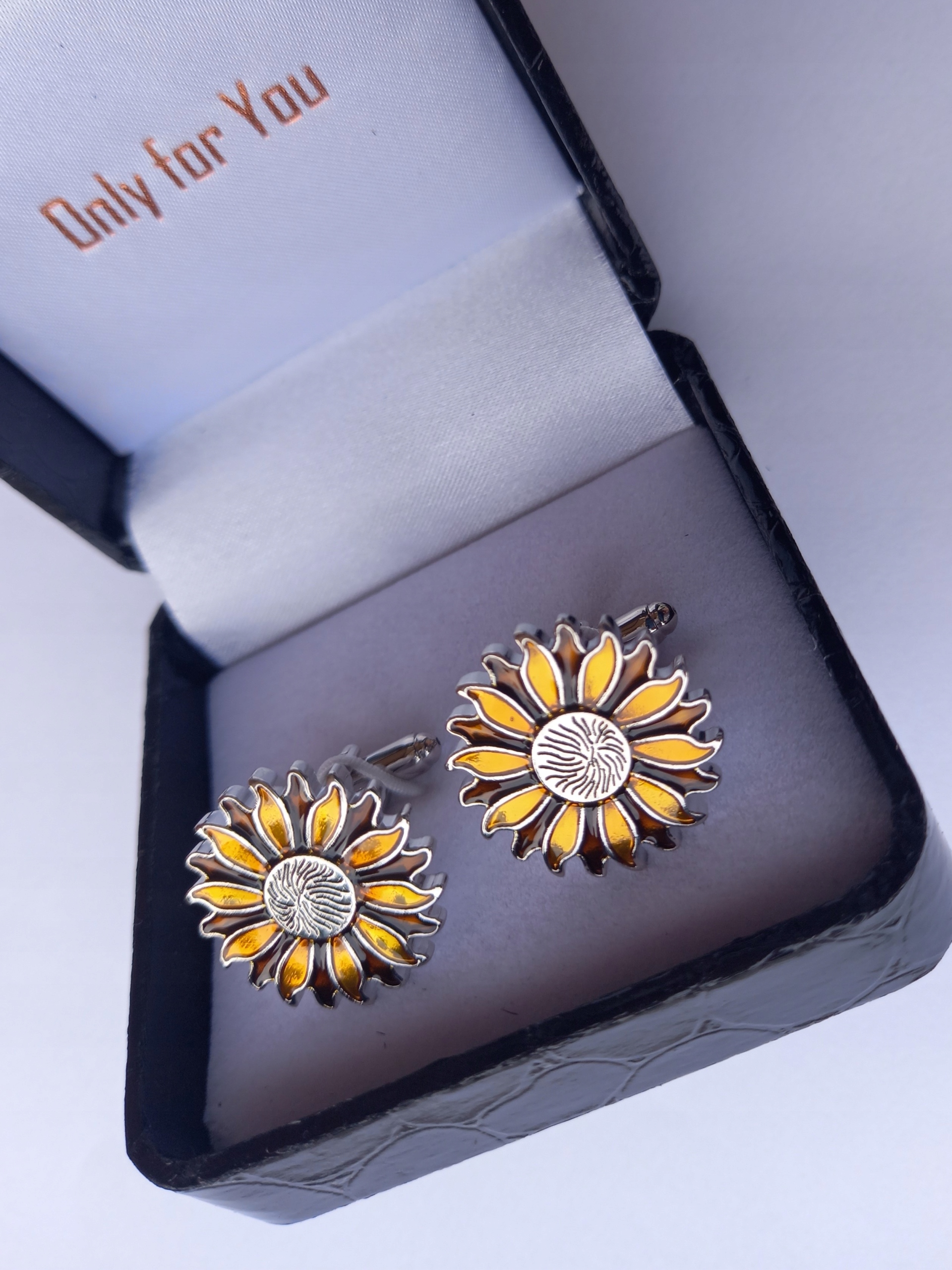 Stříbrné manžetové knoflíčky jako dárek Květina Slunečnicový květ Slunce