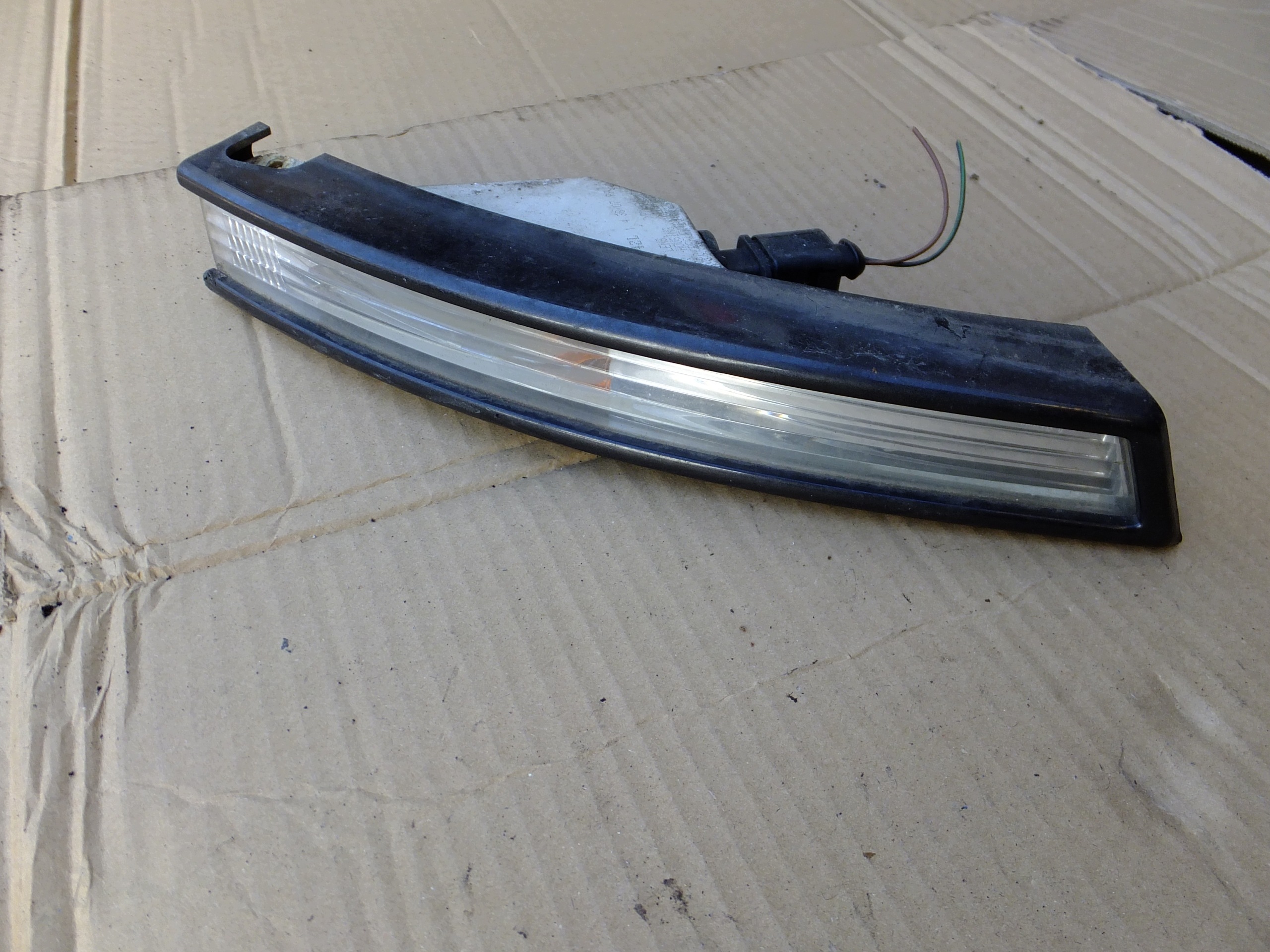 Indicateur de direction Droite vw passat b6 3C0953042L